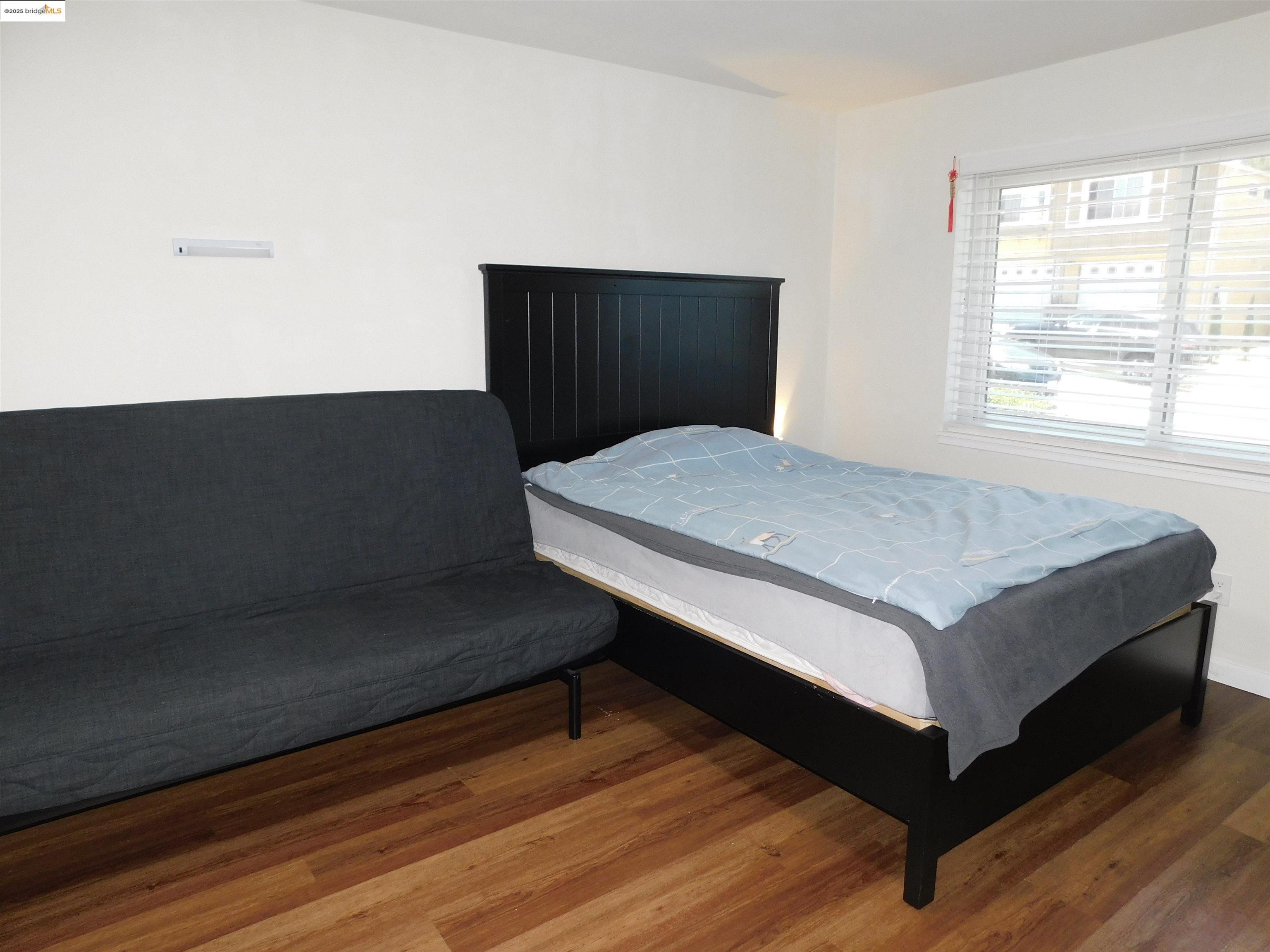 Detail Gallery Image 21 of 31 For 391 Imperial Dr, Pacifica,  CA 94044 - 5 Beds | 3 Baths