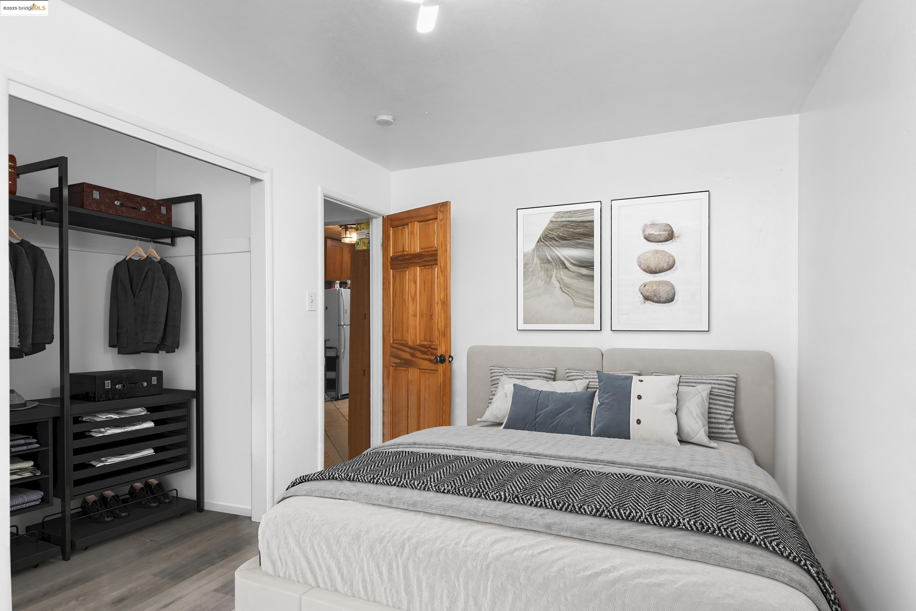 Detail Gallery Image 11 of 27 For 447 S 16th St, Richmond,  CA 94804 - 4 Beds | 2 Baths