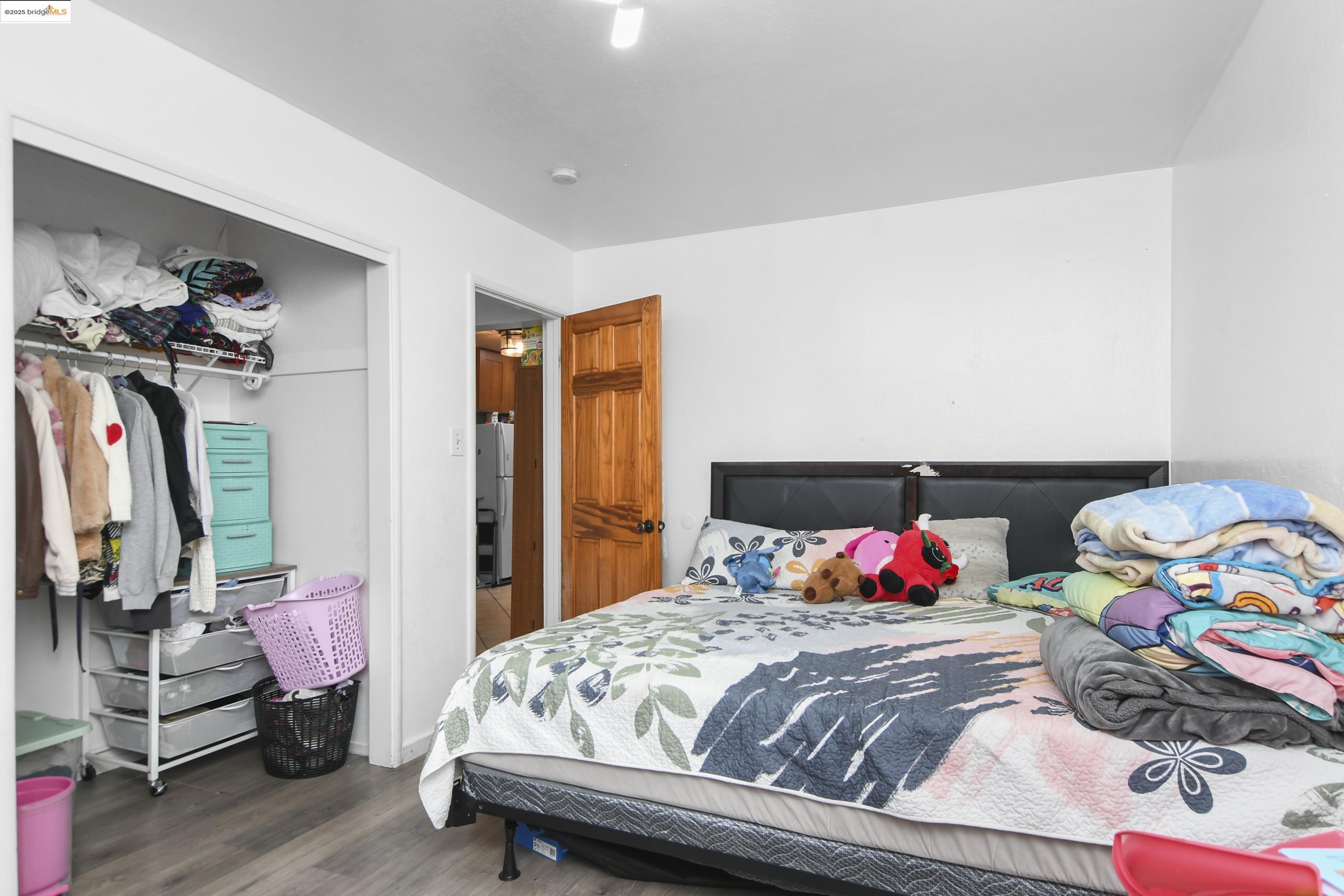 Detail Gallery Image 12 of 27 For 447 S 16th St, Richmond,  CA 94804 - 4 Beds | 2 Baths