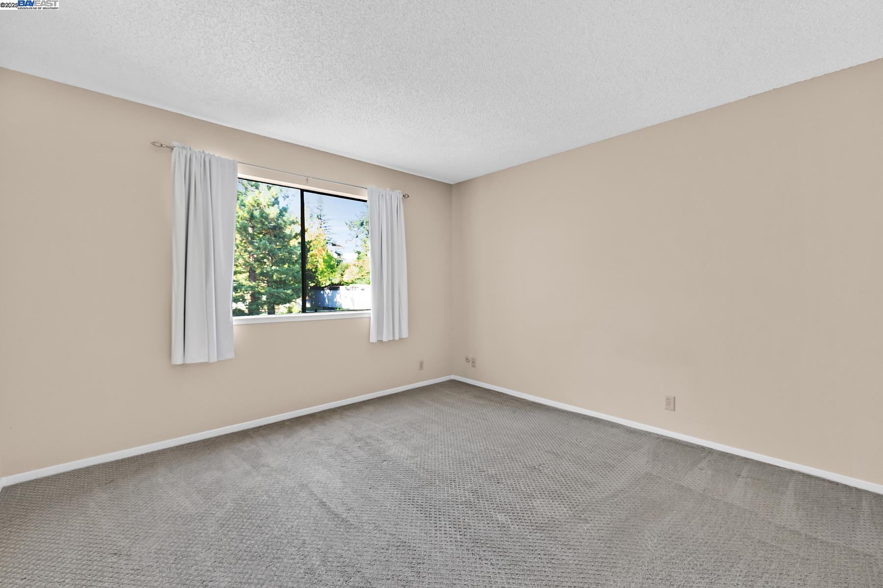 Detail Gallery Image 17 of 24 For 21117 Gary Dr #217,  Hayward,  CA 94546 - 2 Beds | 1/1 Baths