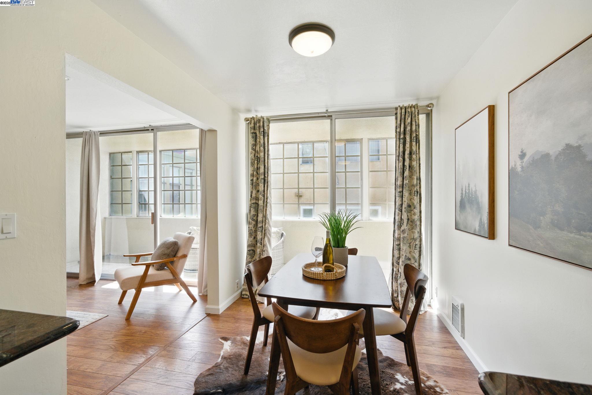 Photo #4: 41116015 Listing: Photo #4