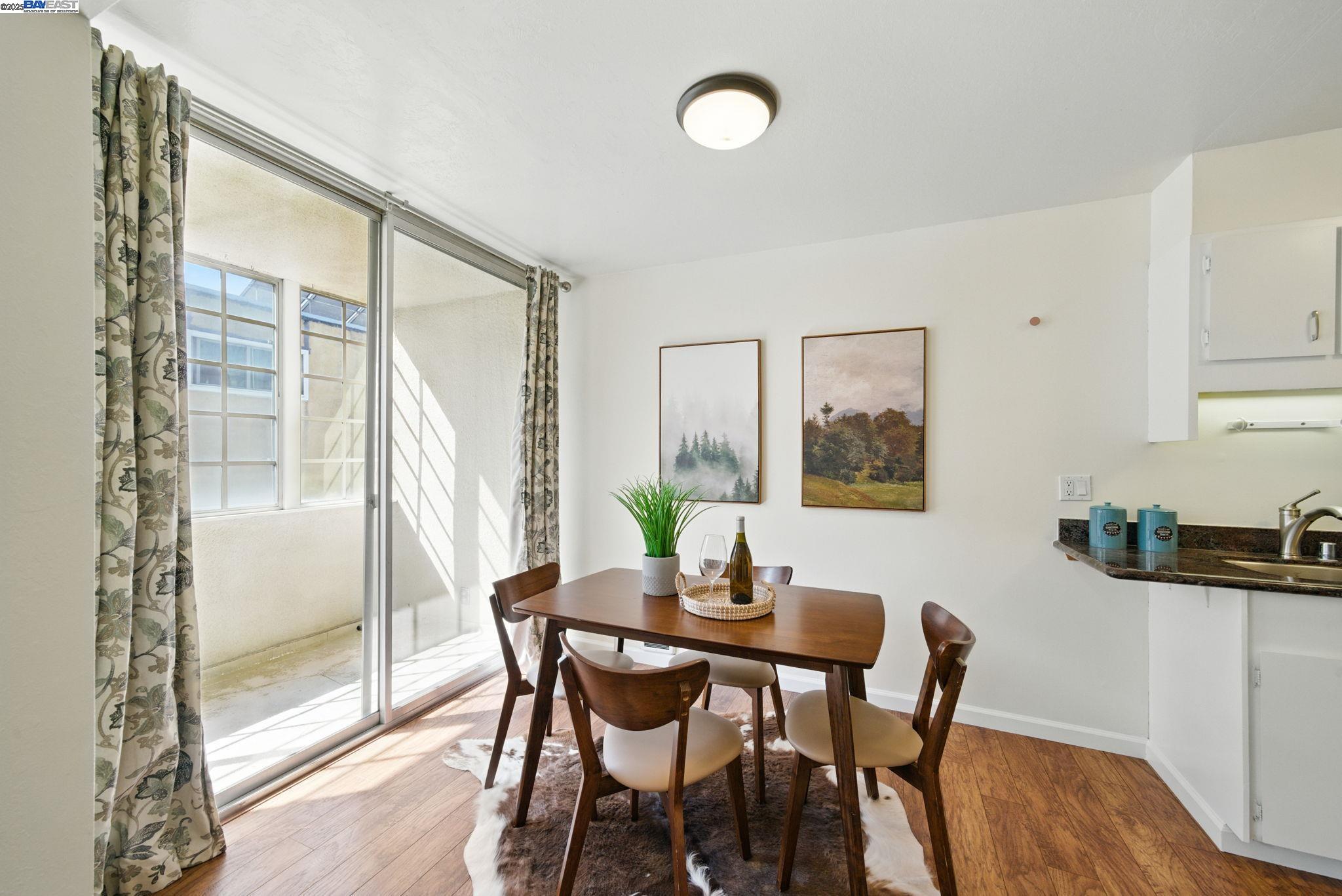 Photo #5: 41116015 Listing: Photo #5