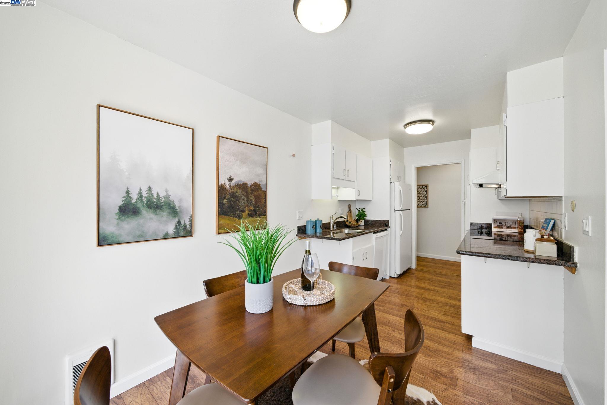 Photo #6: 41116015 Listing: Photo #6