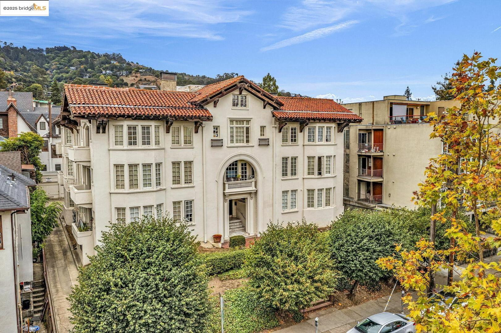 Photo #3: 41116018 Listing: Photo #3