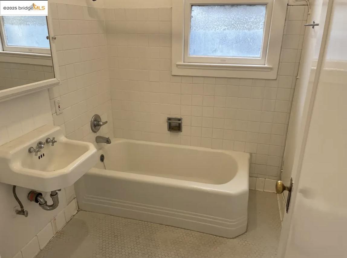 Photo #24: 41116018 Listing: Photo #24