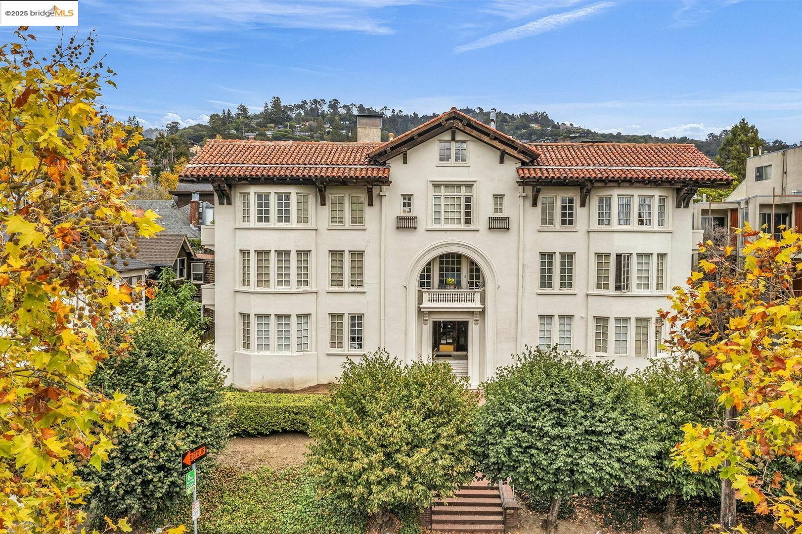 Photo #5: 41116018 Listing: Photo #5