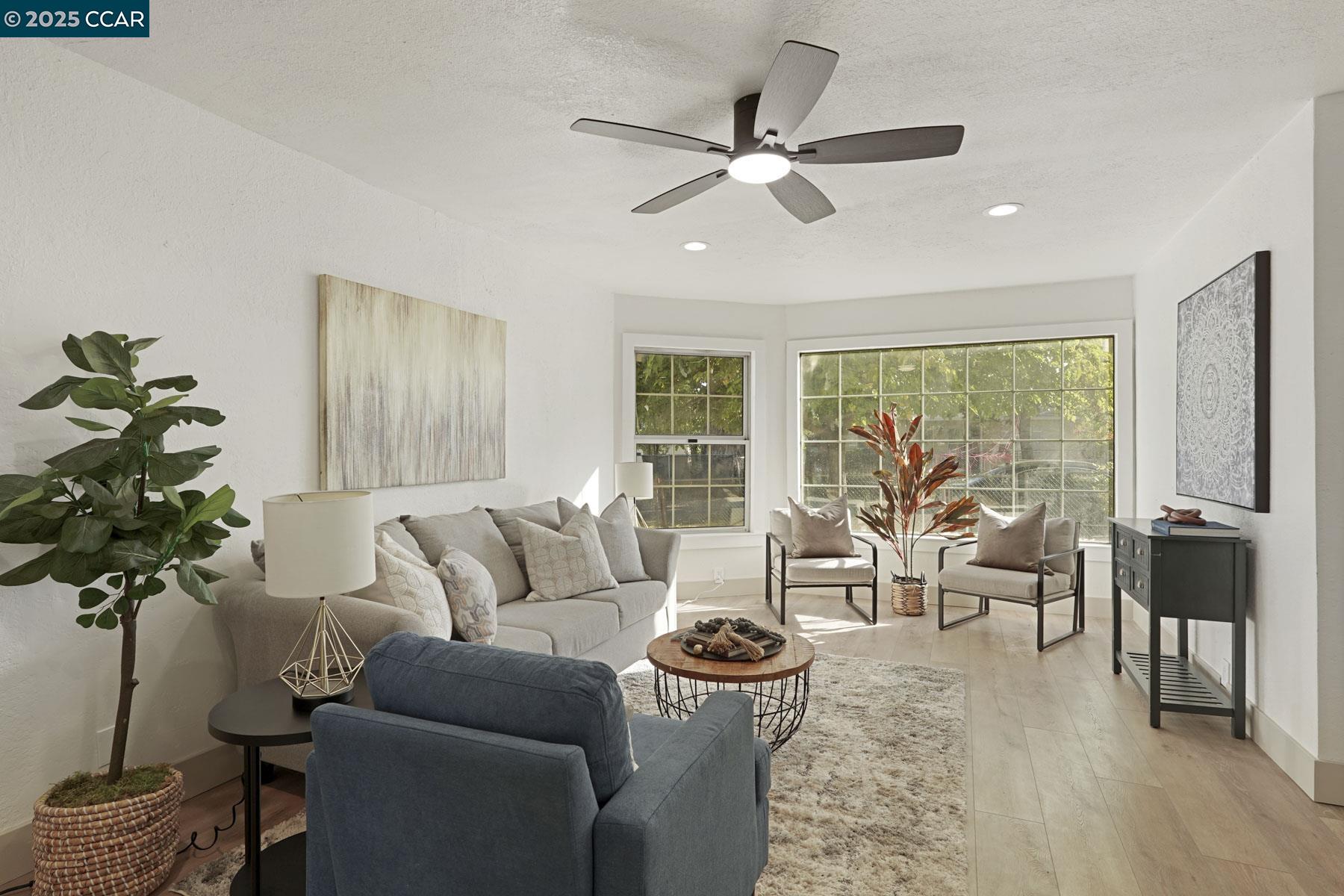 Detail Gallery Image 11 of 24 For 5329 Rockwell Road, North Highlands,  CA 95660 - 2 Beds | 1 Baths