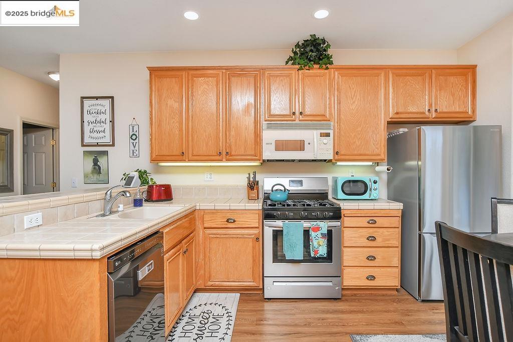 Detail Gallery Image 18 of 28 For 716 Turnberry Terrace, Rio Vista,  CA 94571-2124 - 2 Beds | 2 Baths
