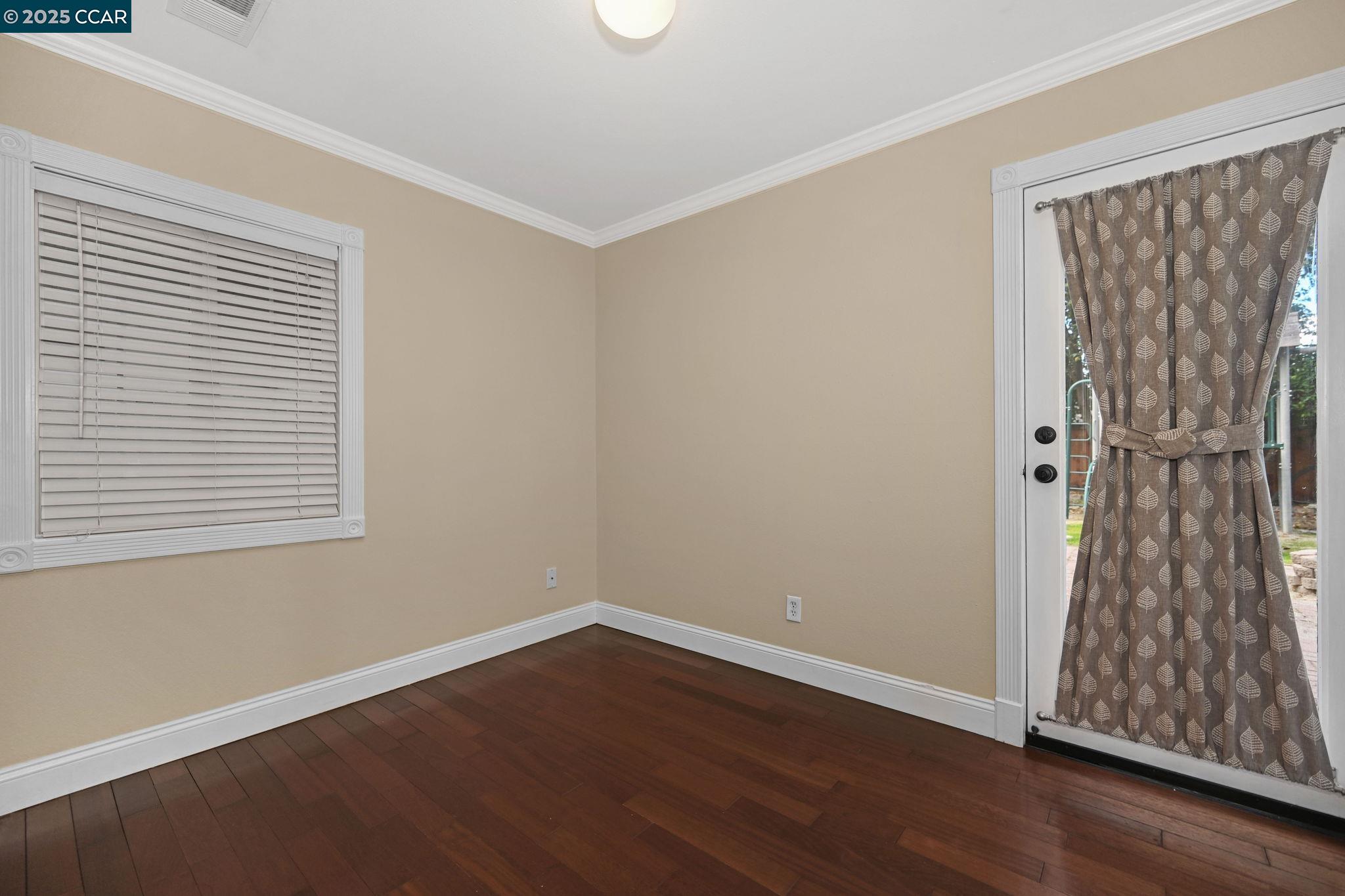 Detail Gallery Image 10 of 25 For 1337 Cape Cod Way, Concord,  CA 94521 - 4 Beds | 2 Baths