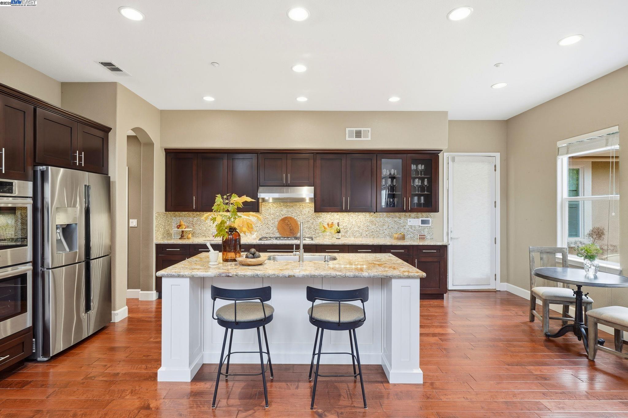 Detail Gallery Image 18 of 55 For 1650 Vetta Dr, Livermore,  CA 94550 - 4 Beds | 2/1 Baths