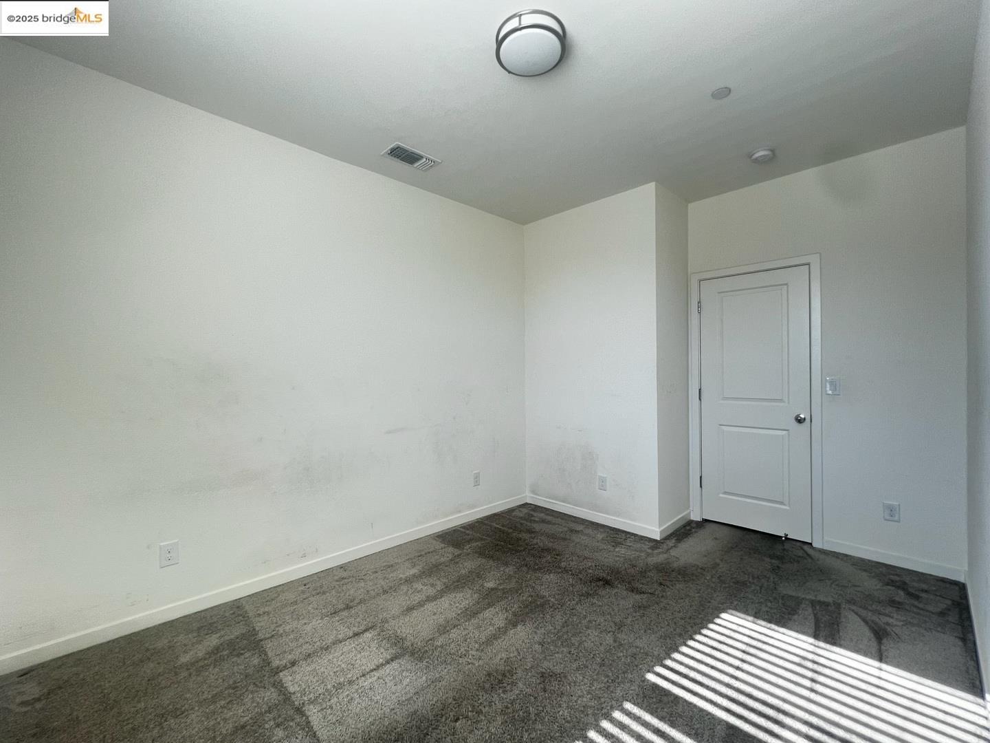 Detail Gallery Image 19 of 28 For 62 Aurum Park Ct, Sacramento,  CA 95838 - 3 Beds | 2/1 Baths