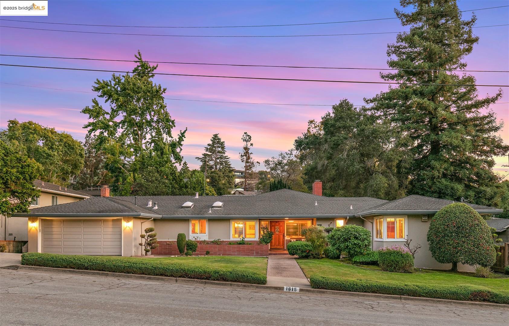 Front Image Thumbnail for EB41116040