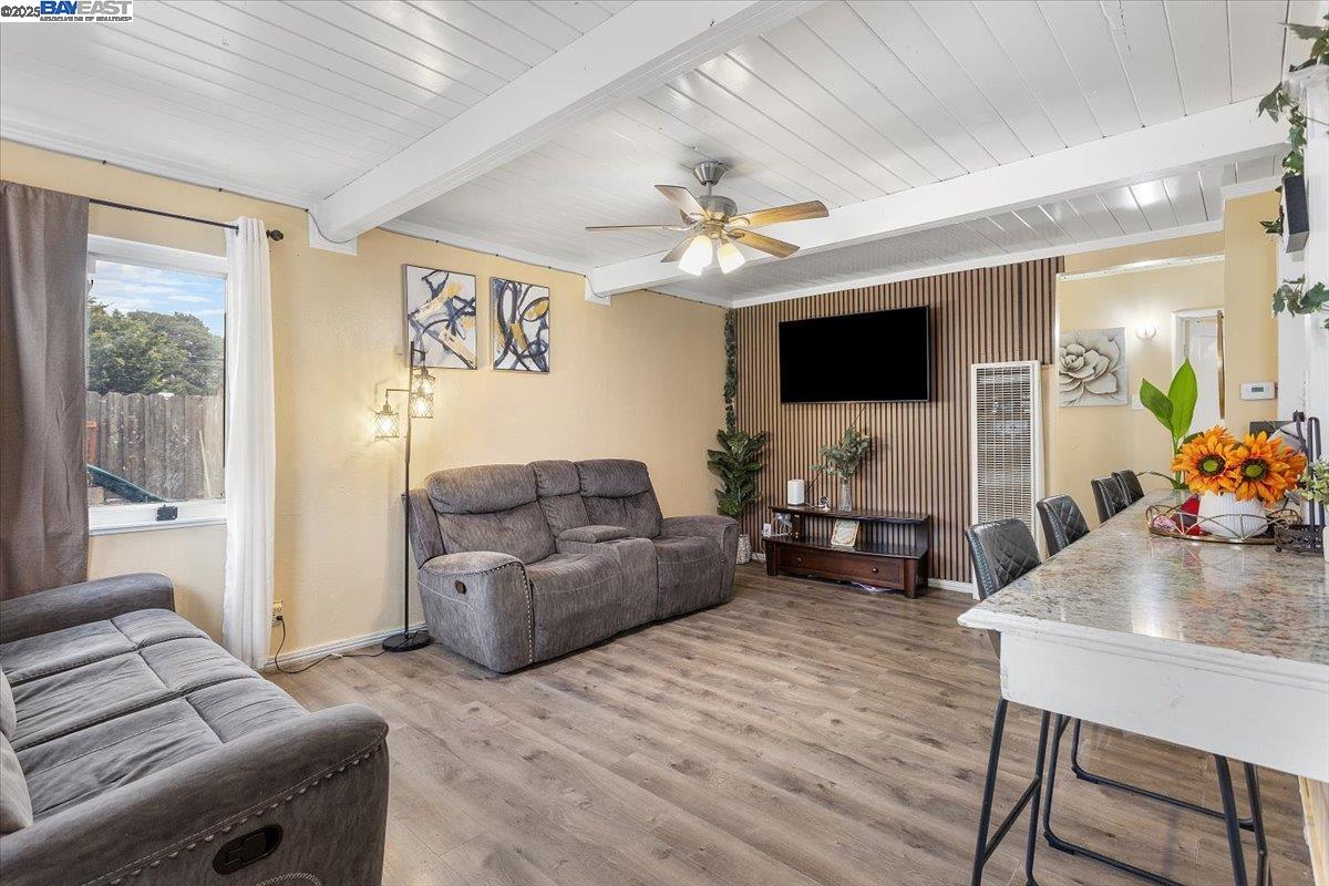 Detail Gallery Image 5 of 24 For 1078 Rachel Rd, San Pablo,  CA 94806 - 3 Beds | 2 Baths