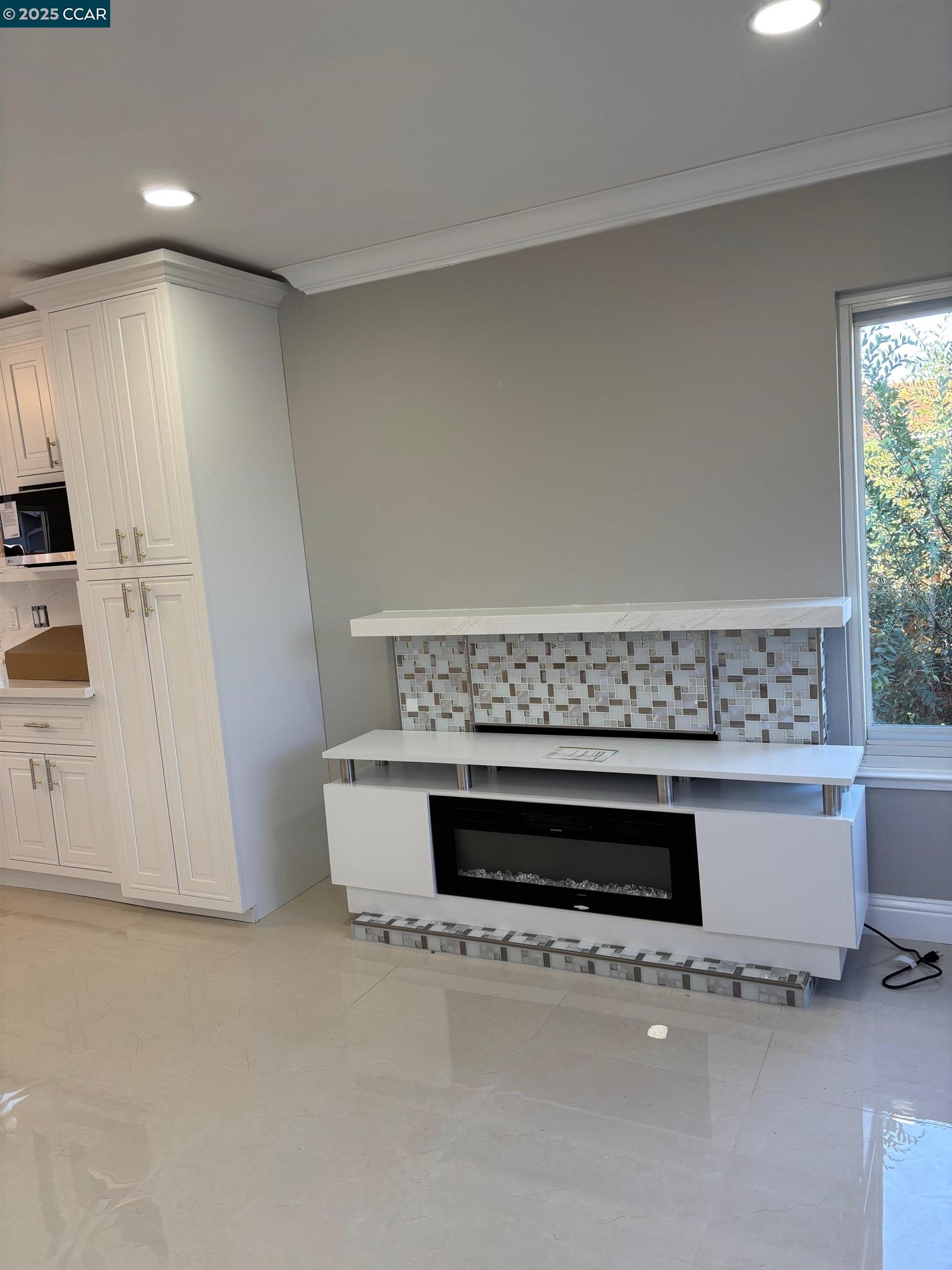 Detail Gallery Image 1 of 1 For 4556 Lakeshore Dr, Santa Clara,  CA 95054 - 3 Beds | 2 Baths