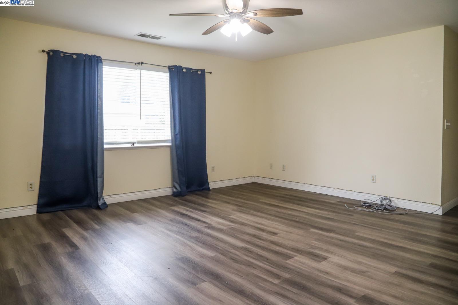 Detail Gallery Image 19 of 23 For 4295 N Archie Avenue, Fresno,  CA 93726 - 3 Beds | 2 Baths