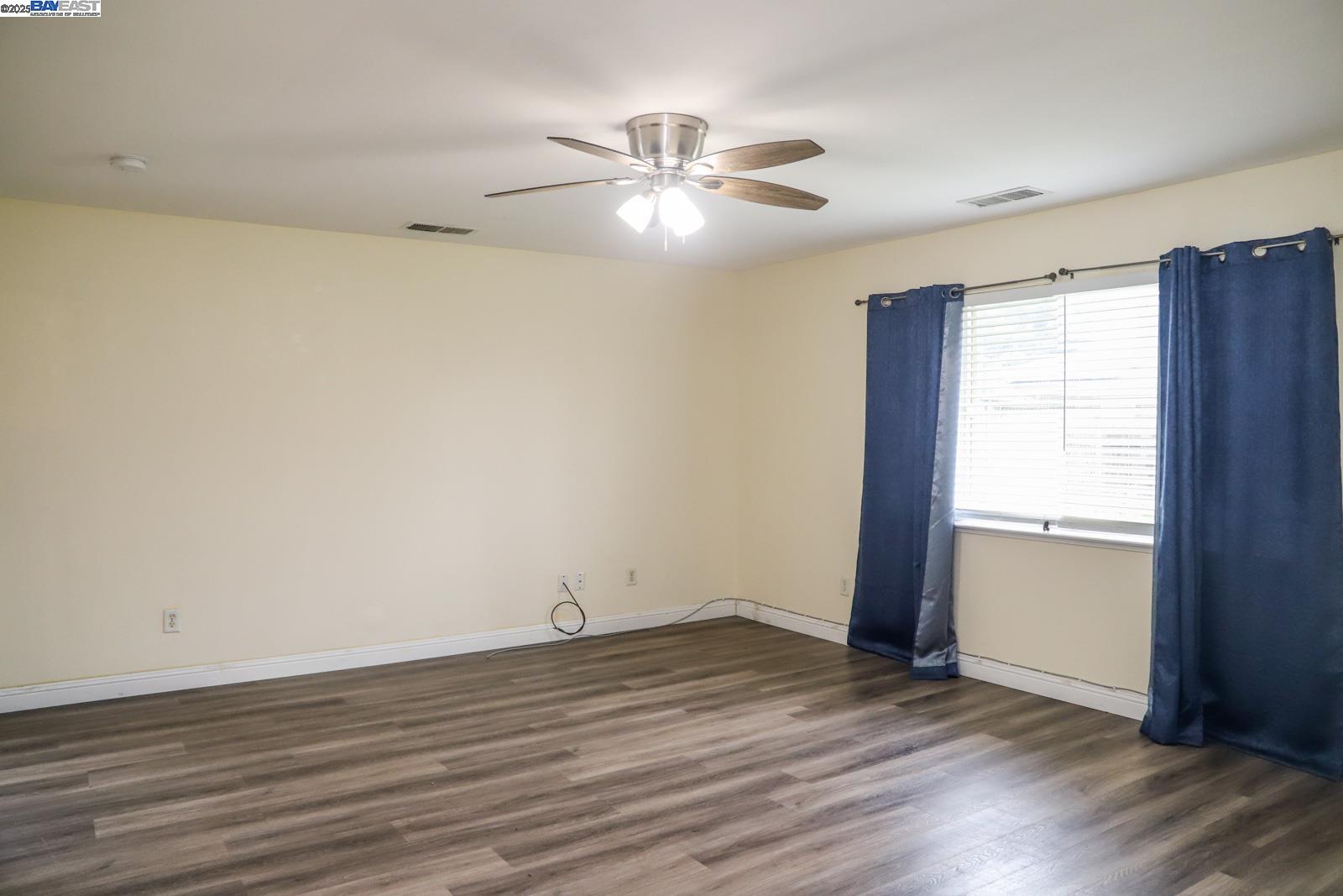 Detail Gallery Image 20 of 23 For 4295 N Archie Avenue, Fresno,  CA 93726 - 3 Beds | 2 Baths