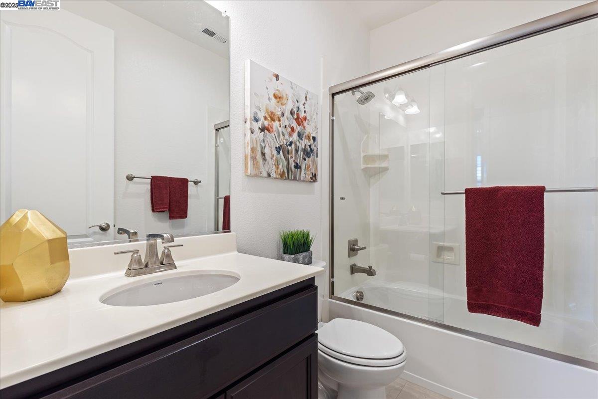 Detail Gallery Image 18 of 28 For 2105 Malbec Cmn, Livermore,  CA 94550 - 3 Beds | 2/1 Baths