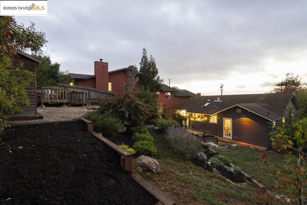 Detail Gallery Image 57 of 60 For 2400 Mira Vista Drive, El Cerrito,  CA 94530 - 3 Beds | 2 Baths