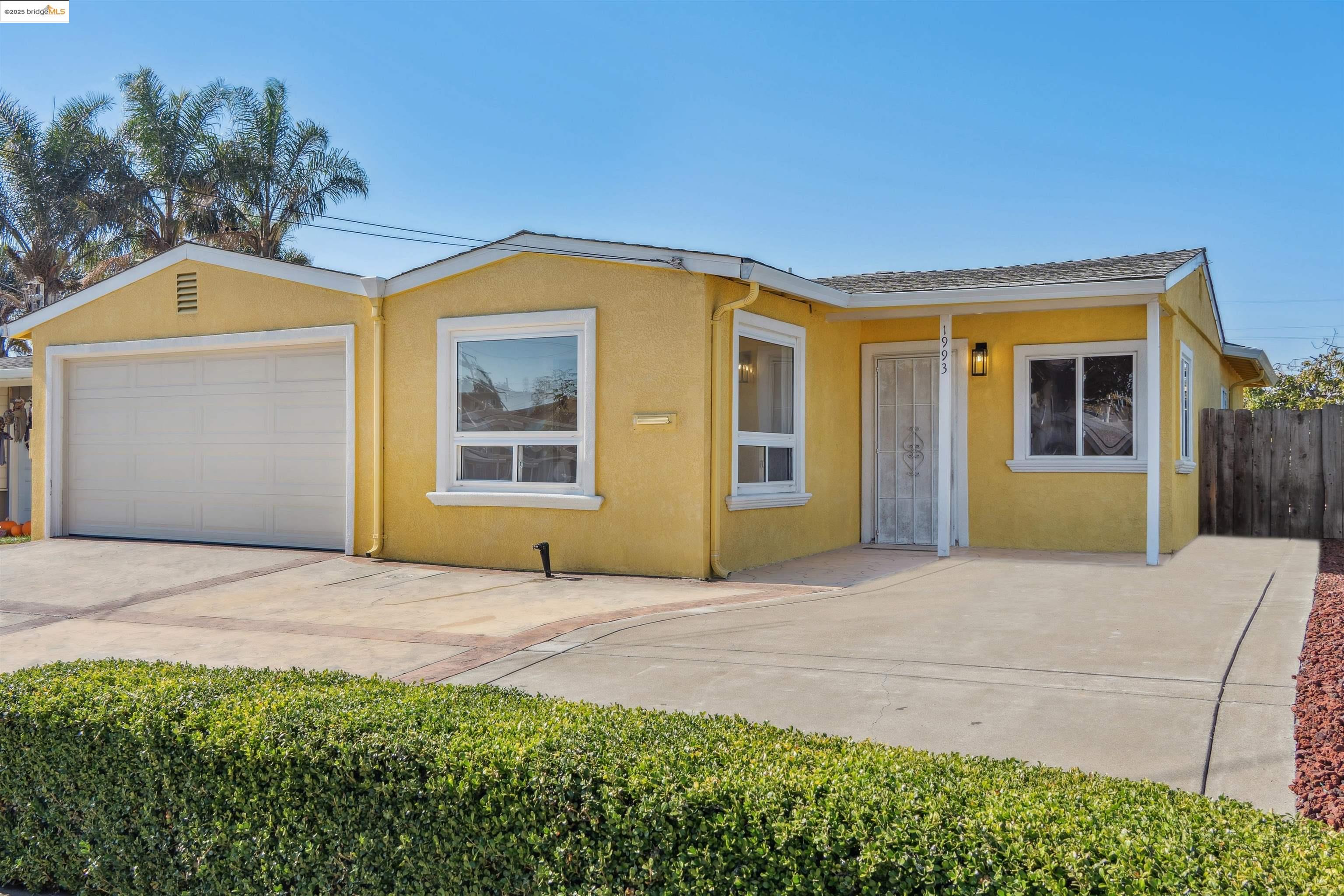 Front Image Thumbnail for EB41116064