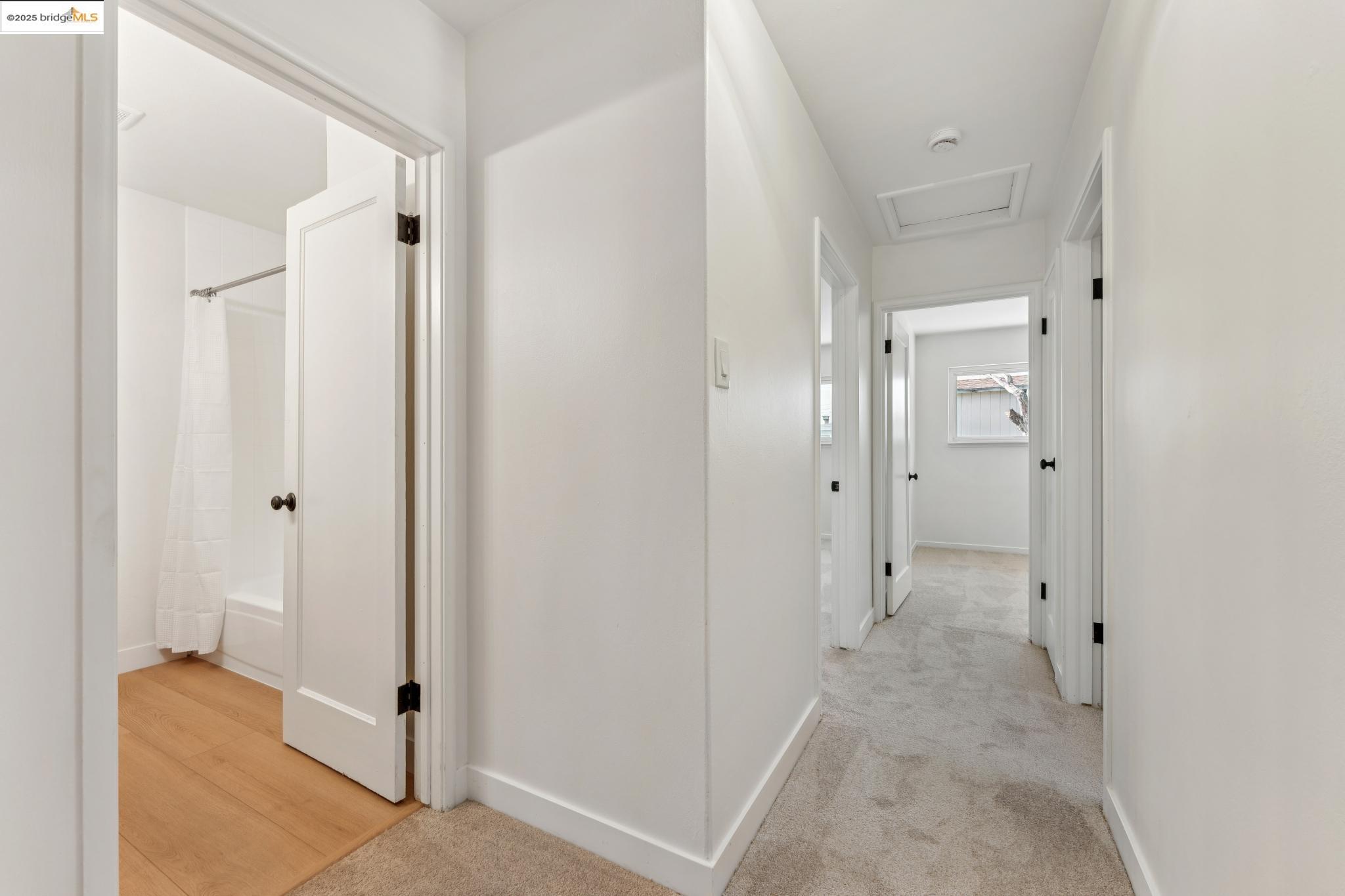 Detail Gallery Image 13 of 26 For 1993 Juneau Street, San Leandro,  CA 94577 - 3 Beds | 1 Baths