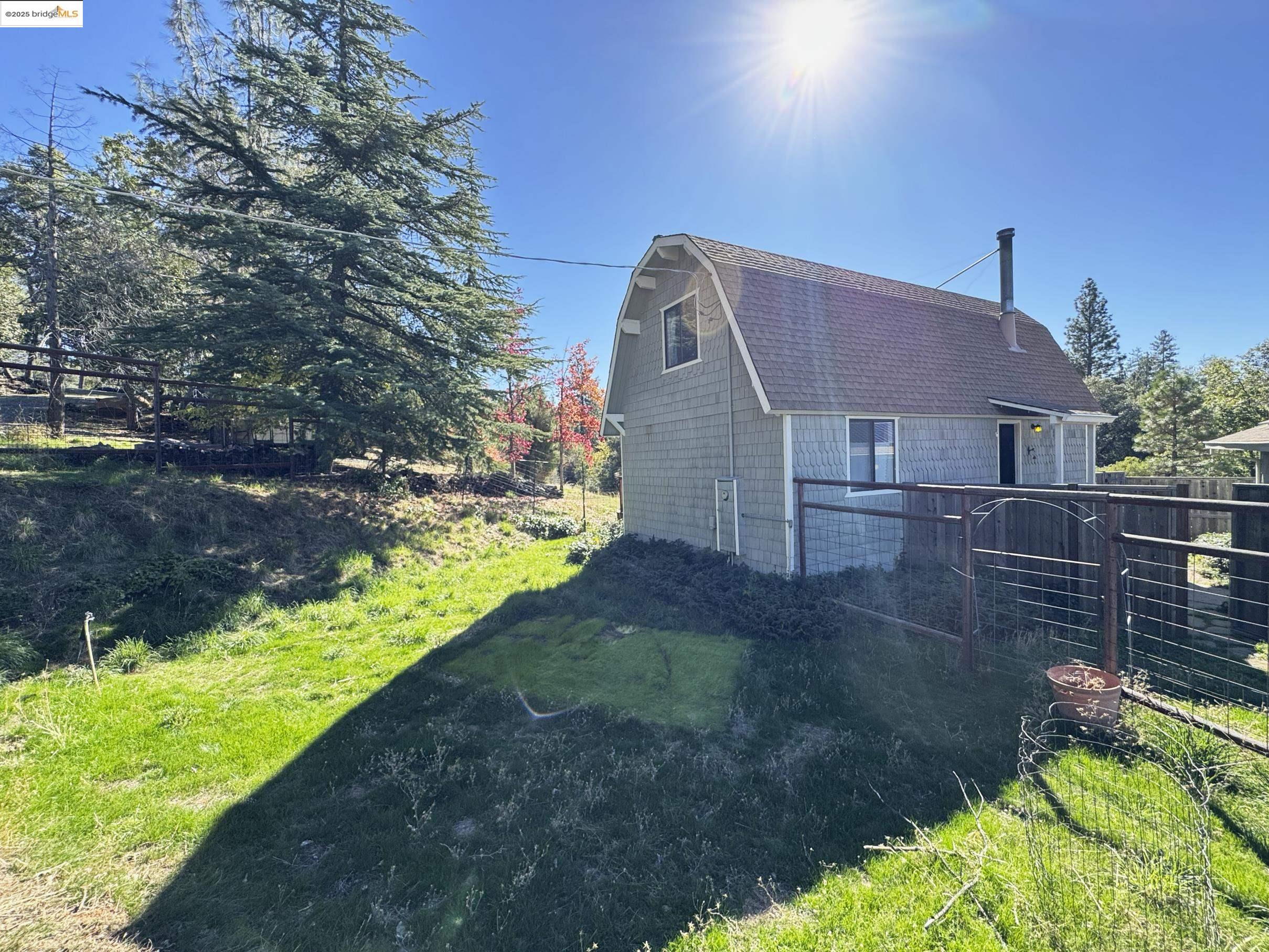 Detail Gallery Image 32 of 38 For 19440 Mount Hope Ln, Soulsbyville,  CA 95372 - 3 Beds | 2 Baths