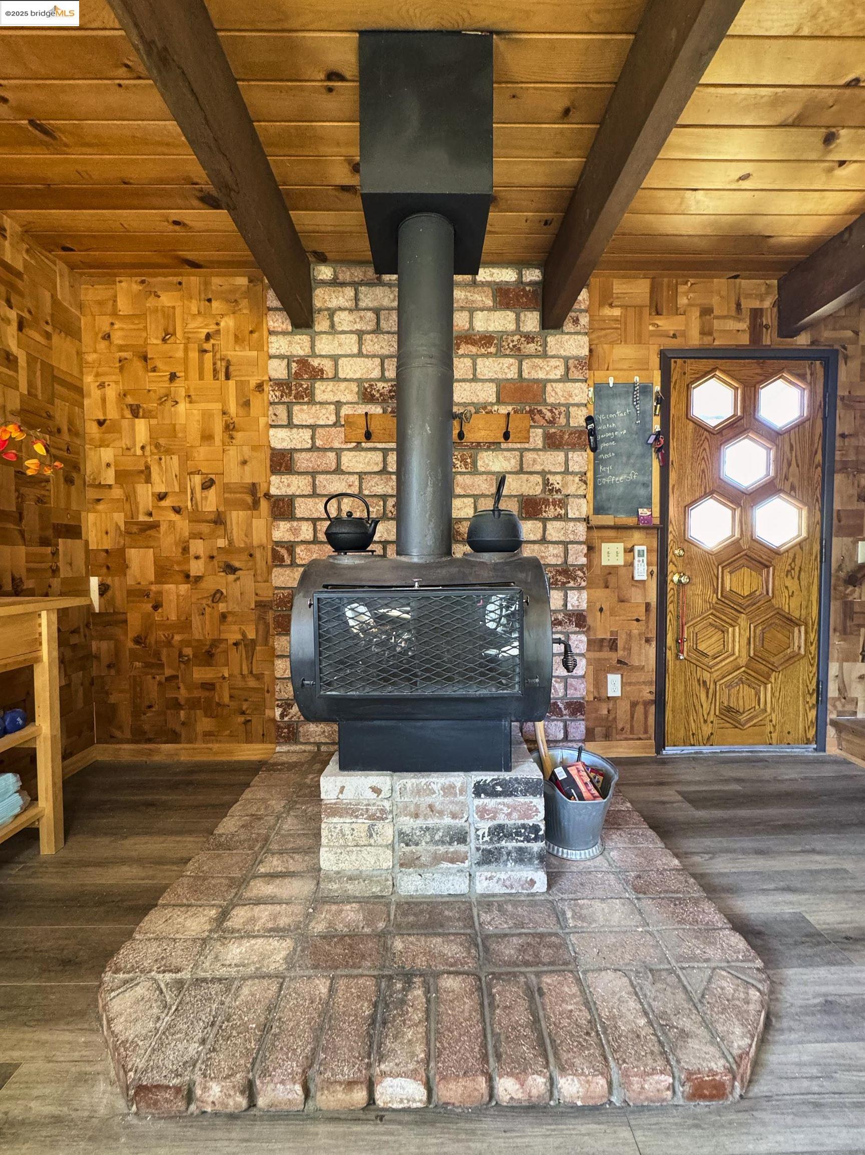 Detail Gallery Image 5 of 31 For 19440 Mount Hope Ln, Soulsbyville,  CA 95372 - 3 Beds | 2 Baths