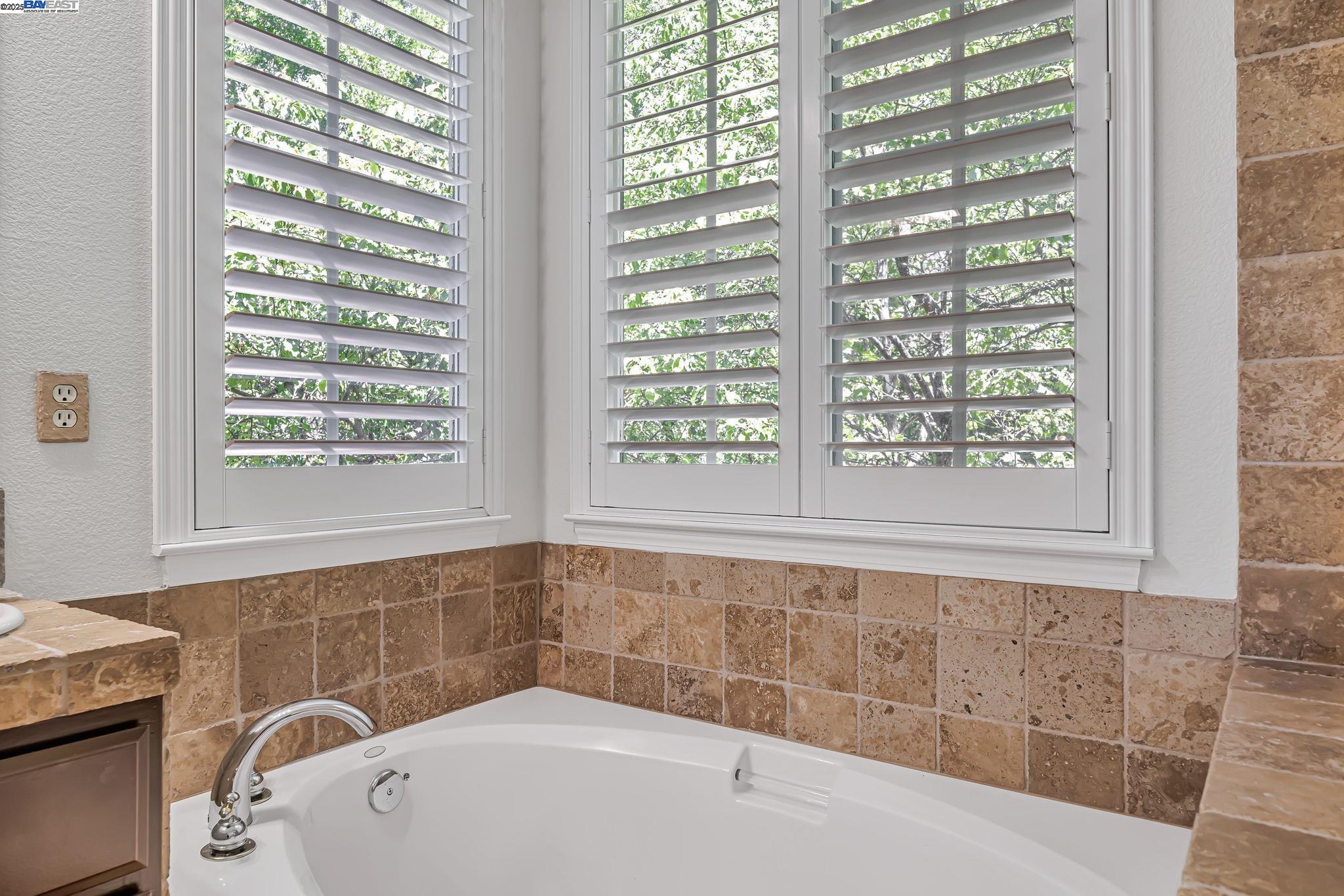 Detail Gallery Image 35 of 56 For 260 Abigail Cir, Danville,  CA 94506 - 3 Beds | 2/1 Baths