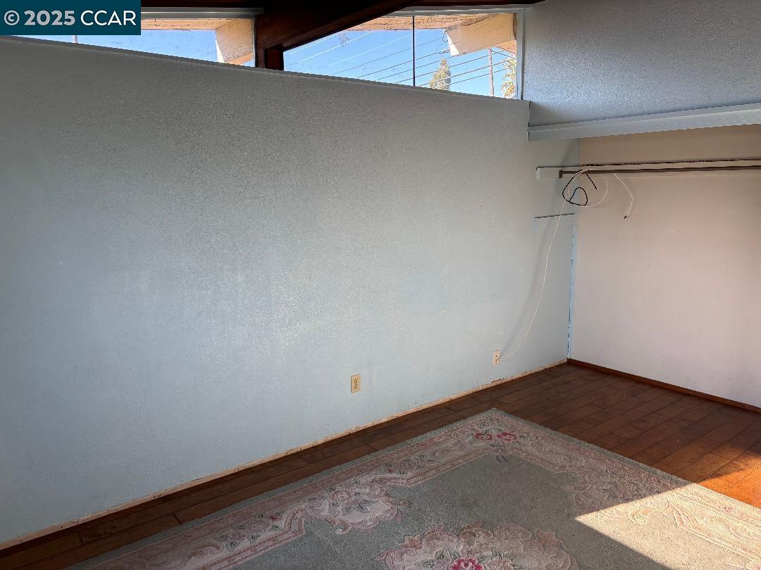 Detail Gallery Image 11 of 24 For 1950 Solano Way, Concord,  CA 94520 - 3 Beds | 2 Baths