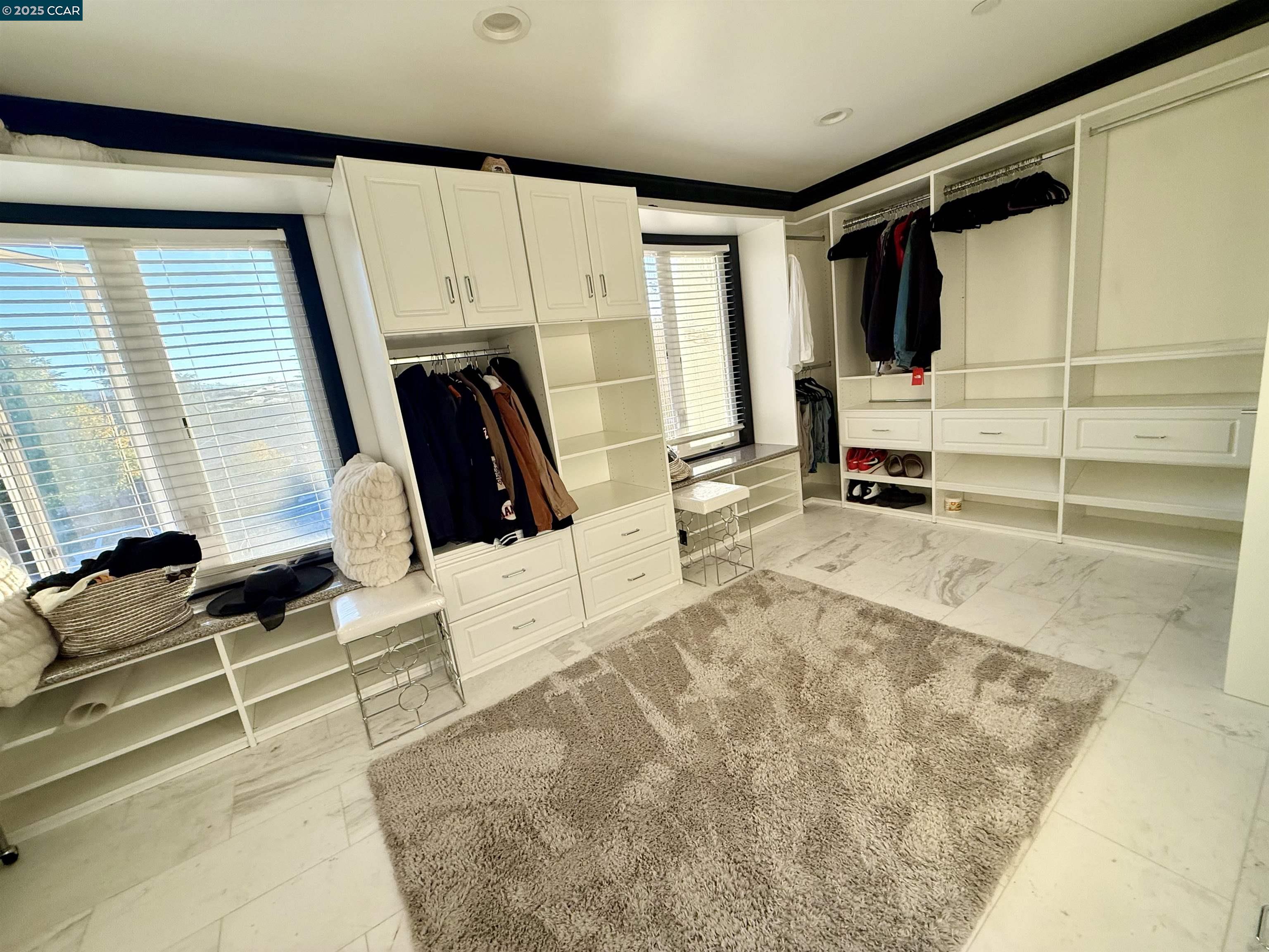 Detail Gallery Image 13 of 23 For 3318 Ellesmere Court, Walnut Creek,  CA 94598-3507 - 4 Beds | 4/1 Baths