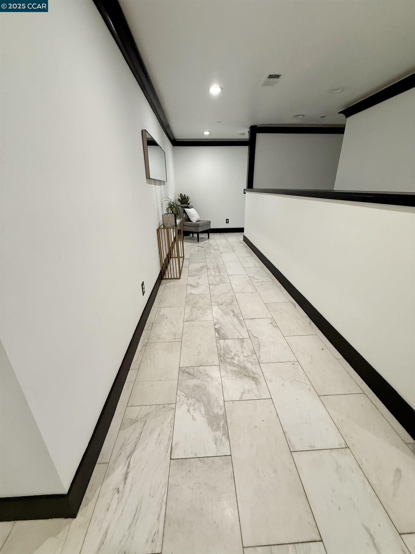 Detail Gallery Image 14 of 23 For 3318 Ellesmere Court, Walnut Creek,  CA 94598-3507 - 4 Beds | 4/1 Baths