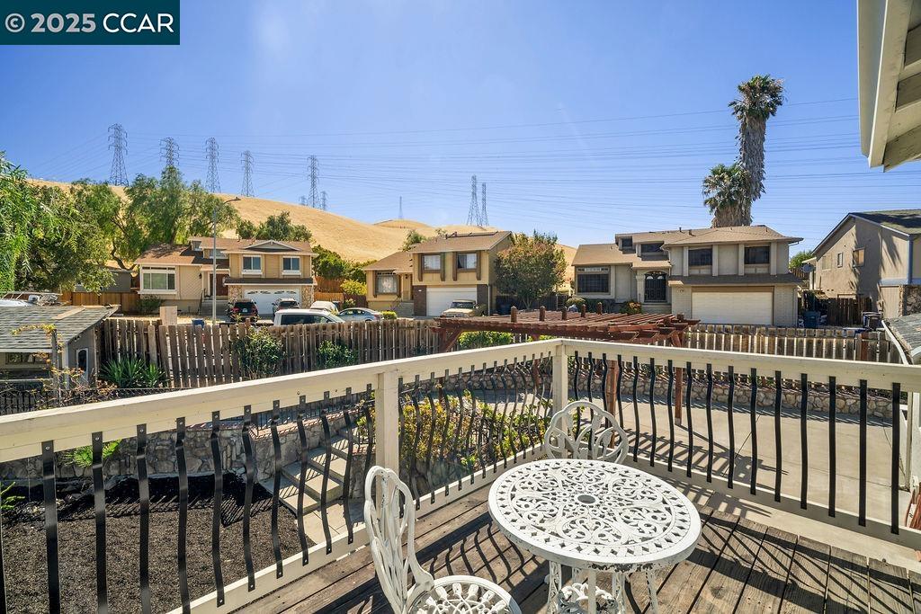 Detail Gallery Image 25 of 43 For 3988 Alta Vista Cir, Pittsburg,  CA 94565 - 4 Beds | 2/1 Baths