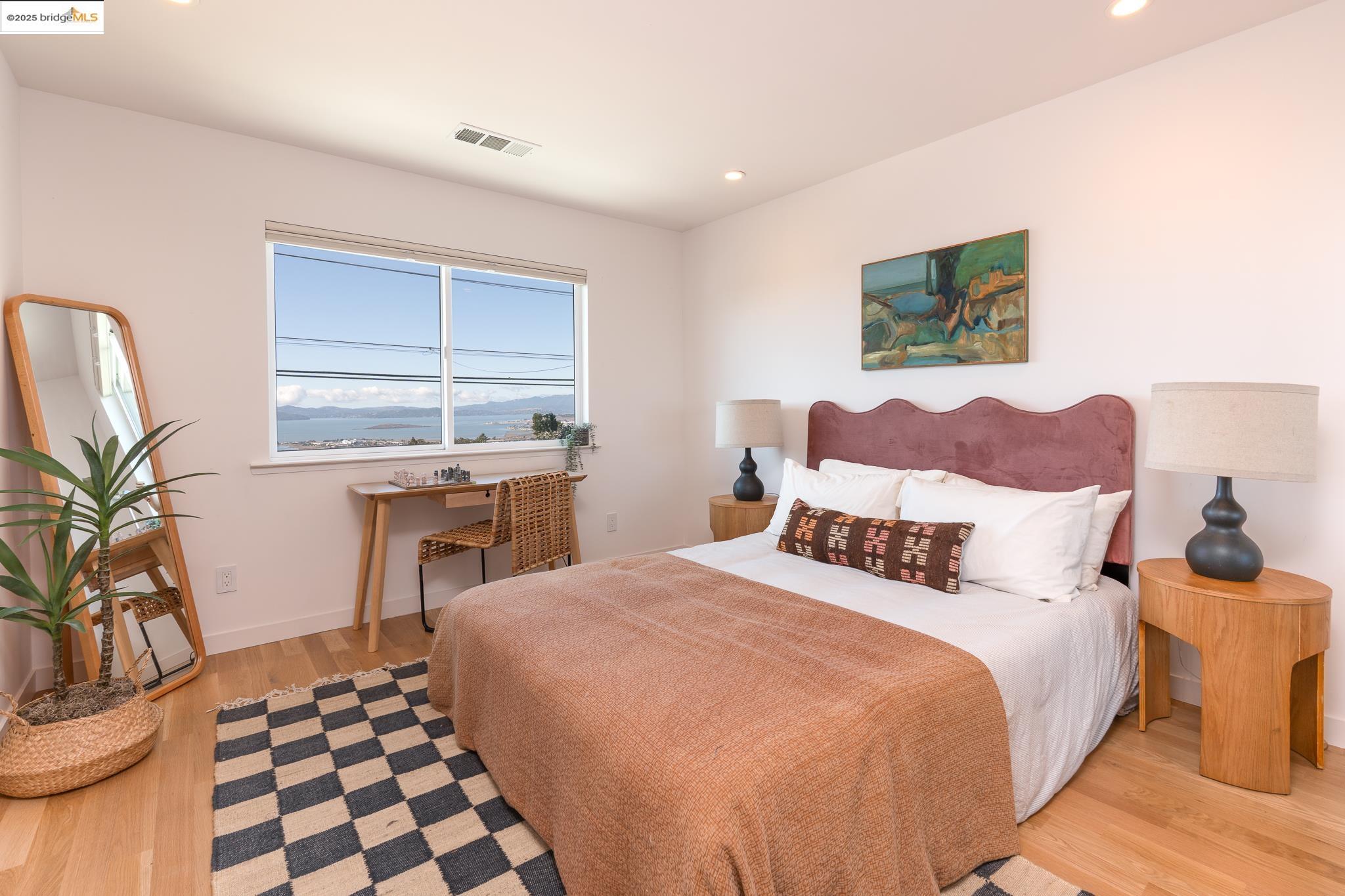 Detail Gallery Image 22 of 47 For 207 Cambridge Ave, Kensington,  CA 94708 - 3 Beds | 2 Baths