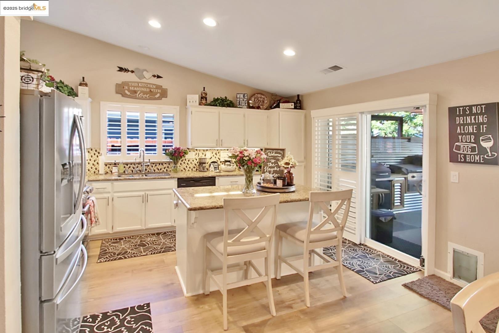 Detail Gallery Image 9 of 60 For 3050 Browning Ct, Brentwood,  CA 94513 - 3 Beds | 2 Baths