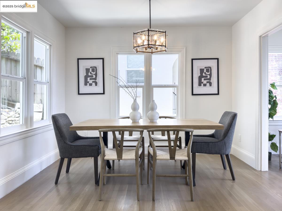 Detail Gallery Image 3 of 60 For 479 Kentucky Ave, Berkeley,  CA 94707 - 3 Beds | 2 Baths