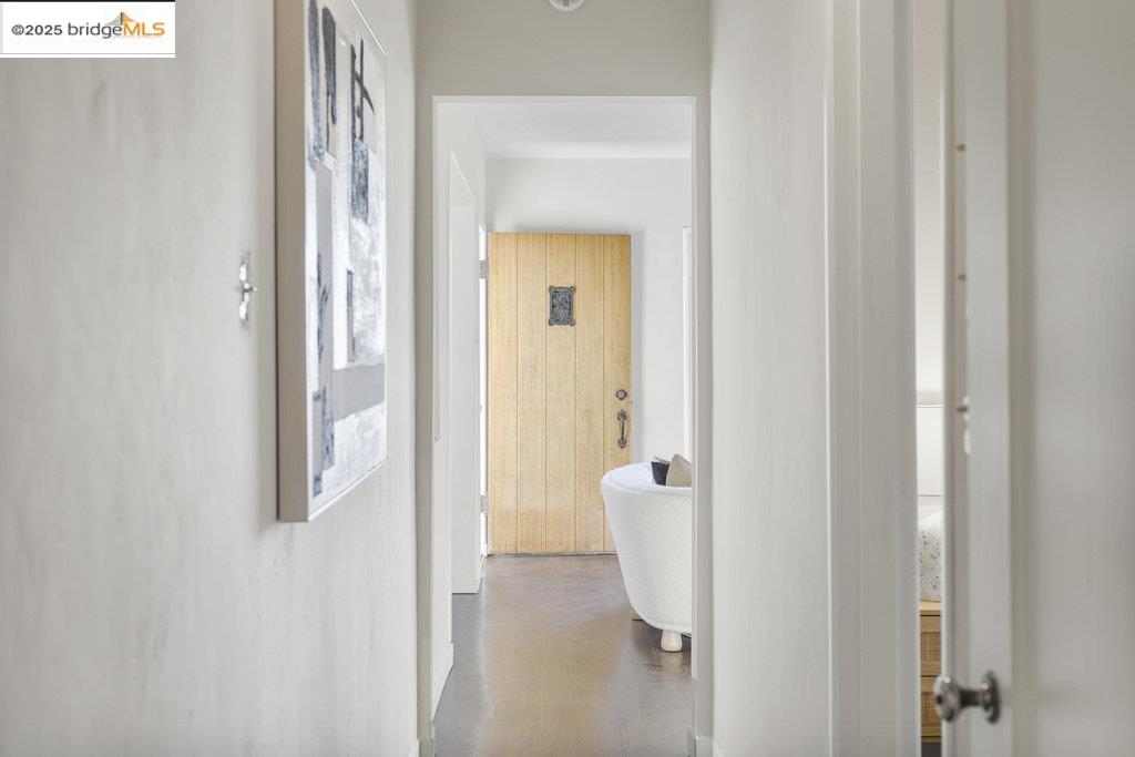 Detail Gallery Image 23 of 54 For 85 Stratford Rd, Kensington,  CA 94707 - 2 Beds | 1 Baths