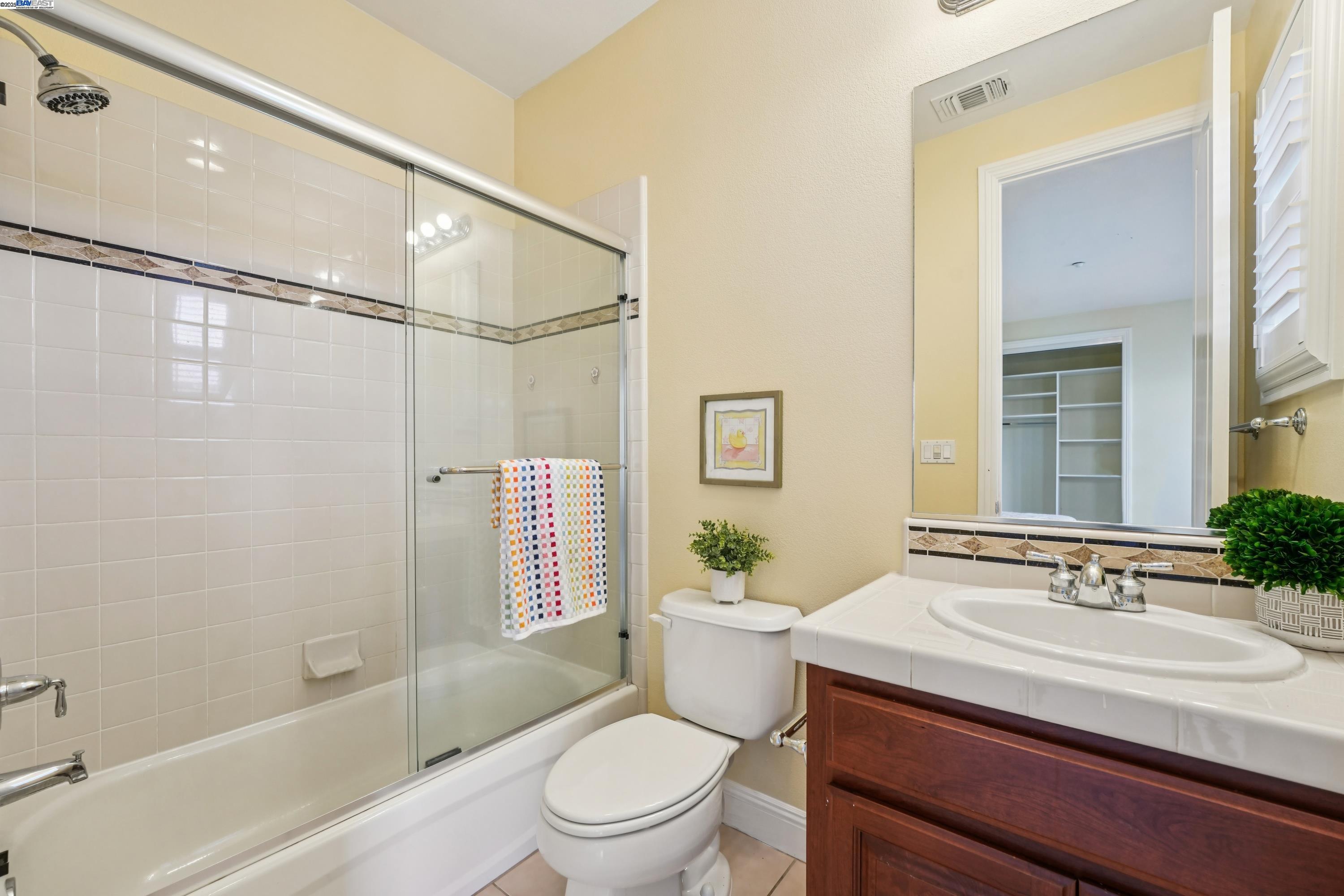 Detail Gallery Image 42 of 60 For 35 Arundel Dr, Hayward,  CA 94542 - 5 Beds | 4 Baths