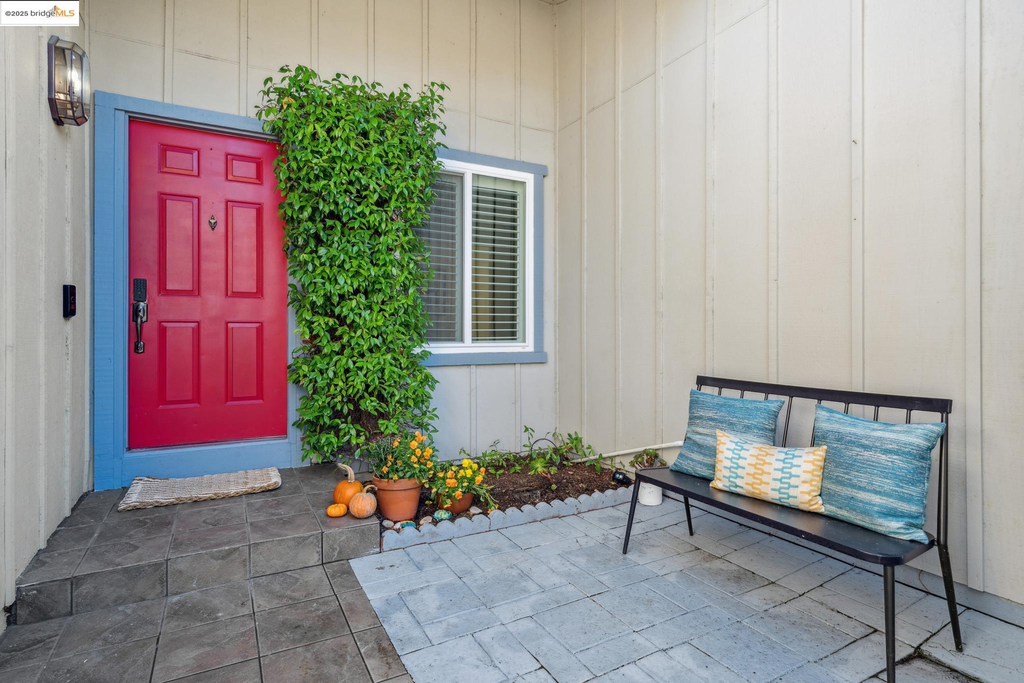 Detail Gallery Image 8 of 58 For 2216 Bristlecone Drive, Richmond,  CA 94803 - 4 Beds | 2 Baths