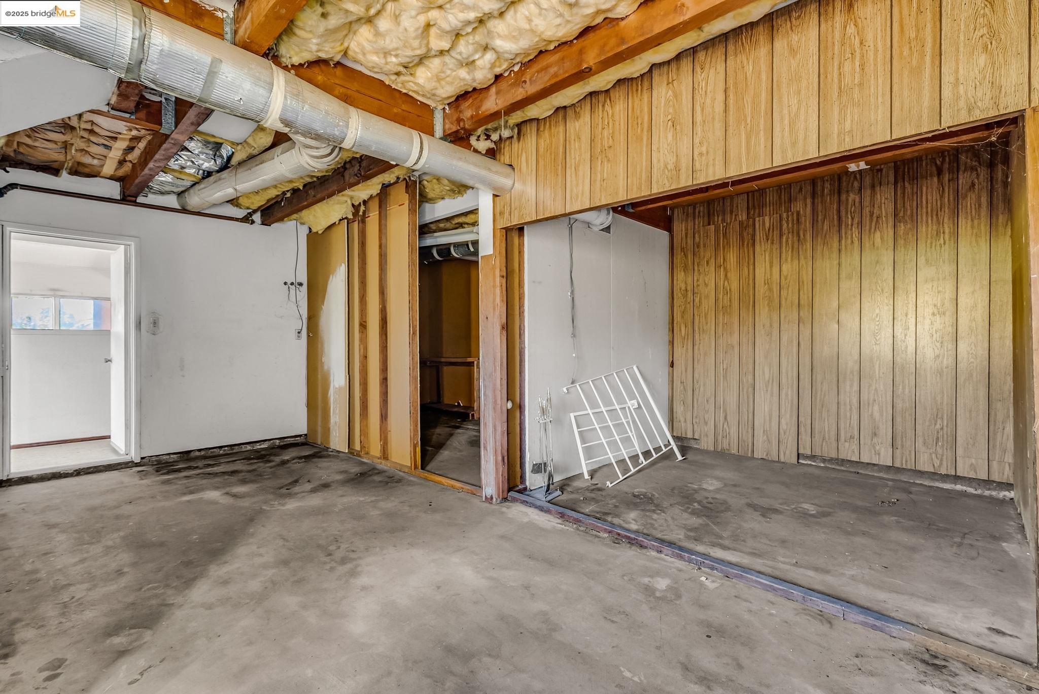 Detail Gallery Image 19 of 21 For 5212 Creely Ave, Richmond,  CA 94804 - 3 Beds | 1/1 Baths