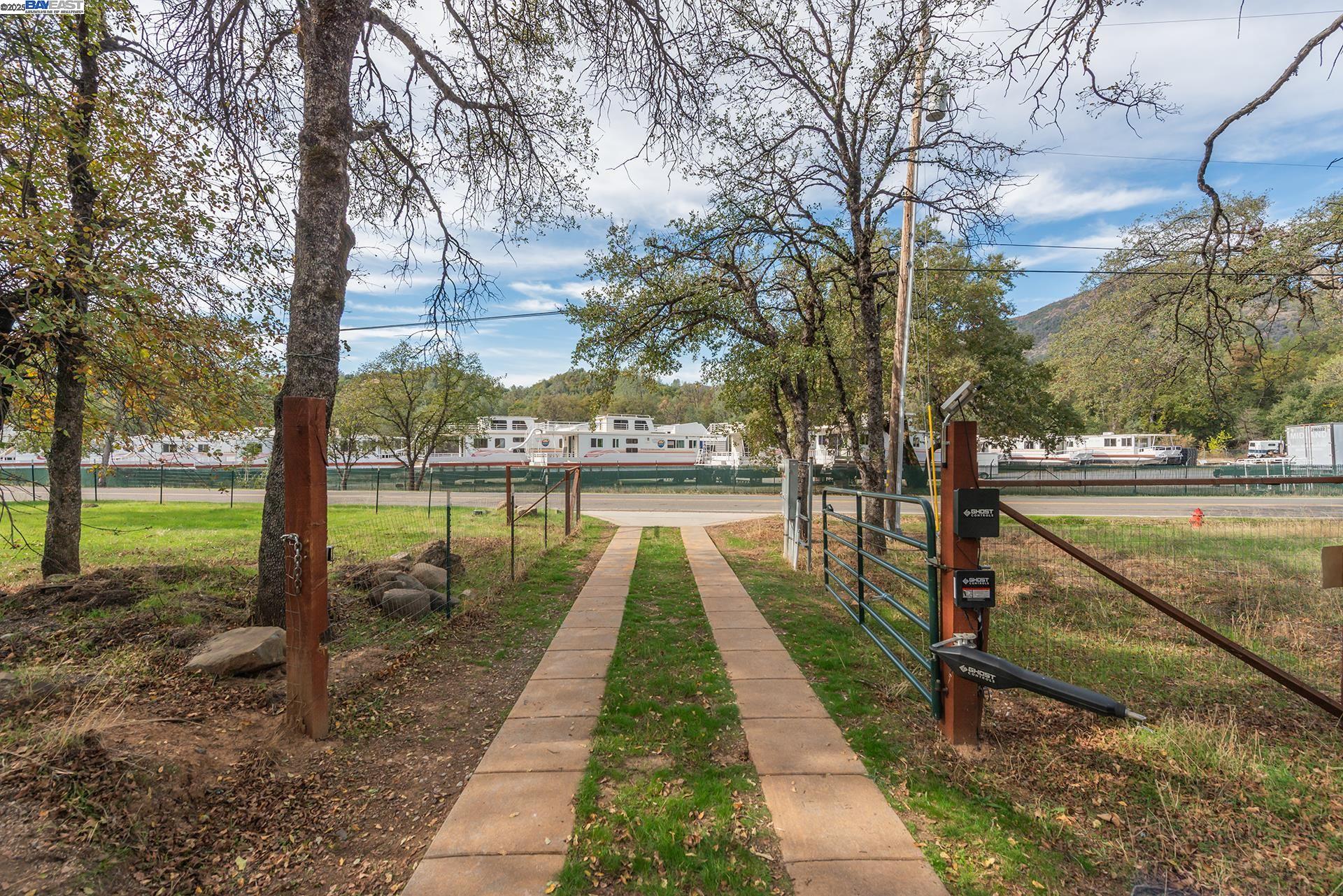 Detail Gallery Image 38 of 58 For 14555 Dry Creek Rd, Redding,  CA 96003 - 3 Beds | 2 Baths