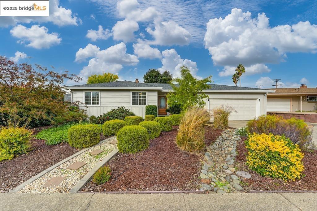 Front Image Thumbnail for EB41116125