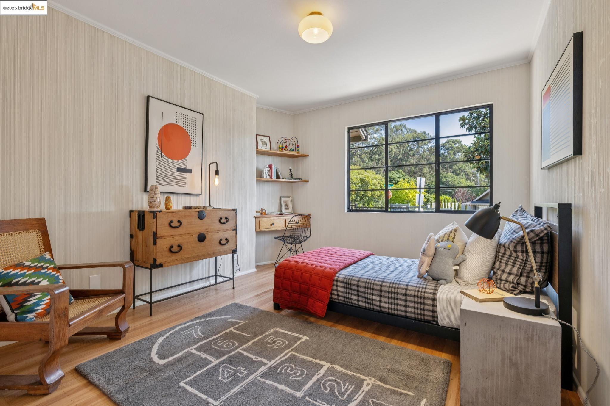 Detail Gallery Image 43 of 56 For 180 Maiden Lane, Oakland,  CA 94062 - 3 Beds | 2 Baths