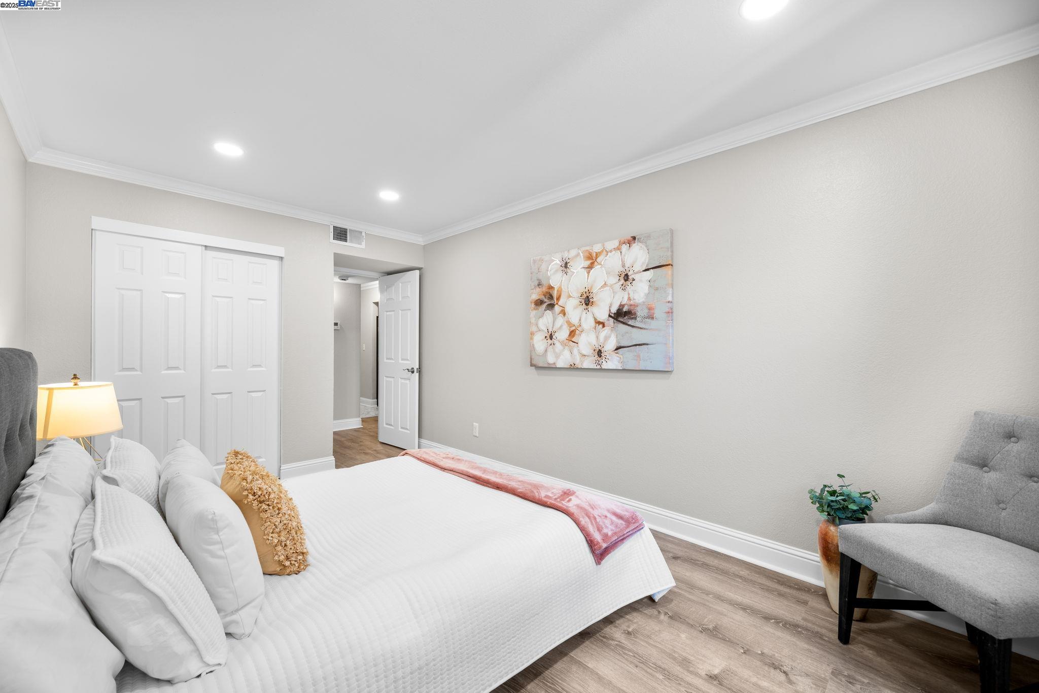 Photo #11: 41116129 Listing: Photo #11