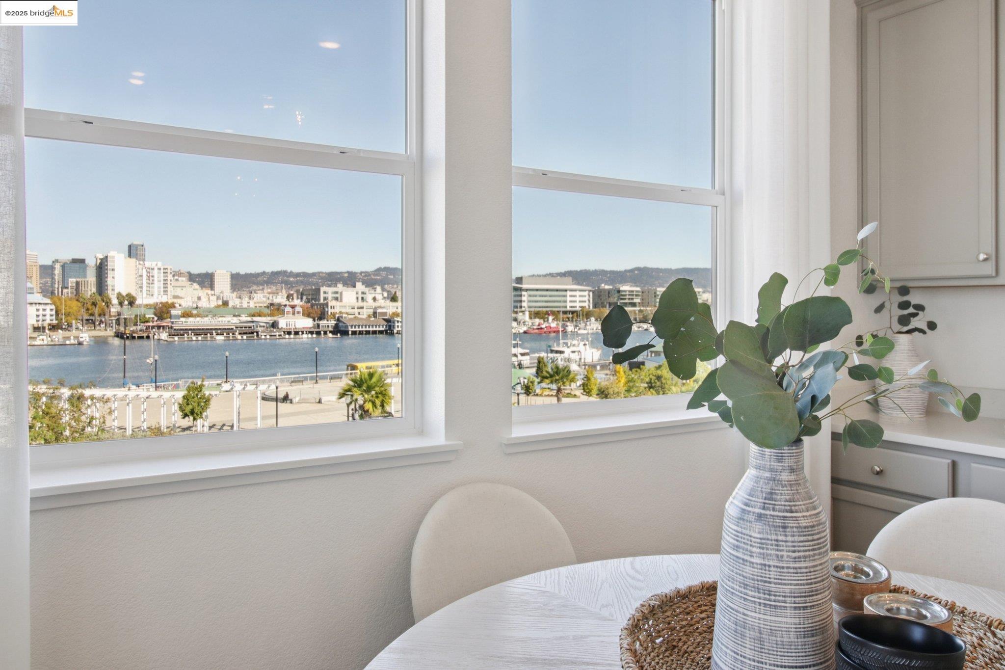 Detail Gallery Image 15 of 55 For 2878 5th Street, Alameda,  CA 94501 - 3 Beds | 2 Baths