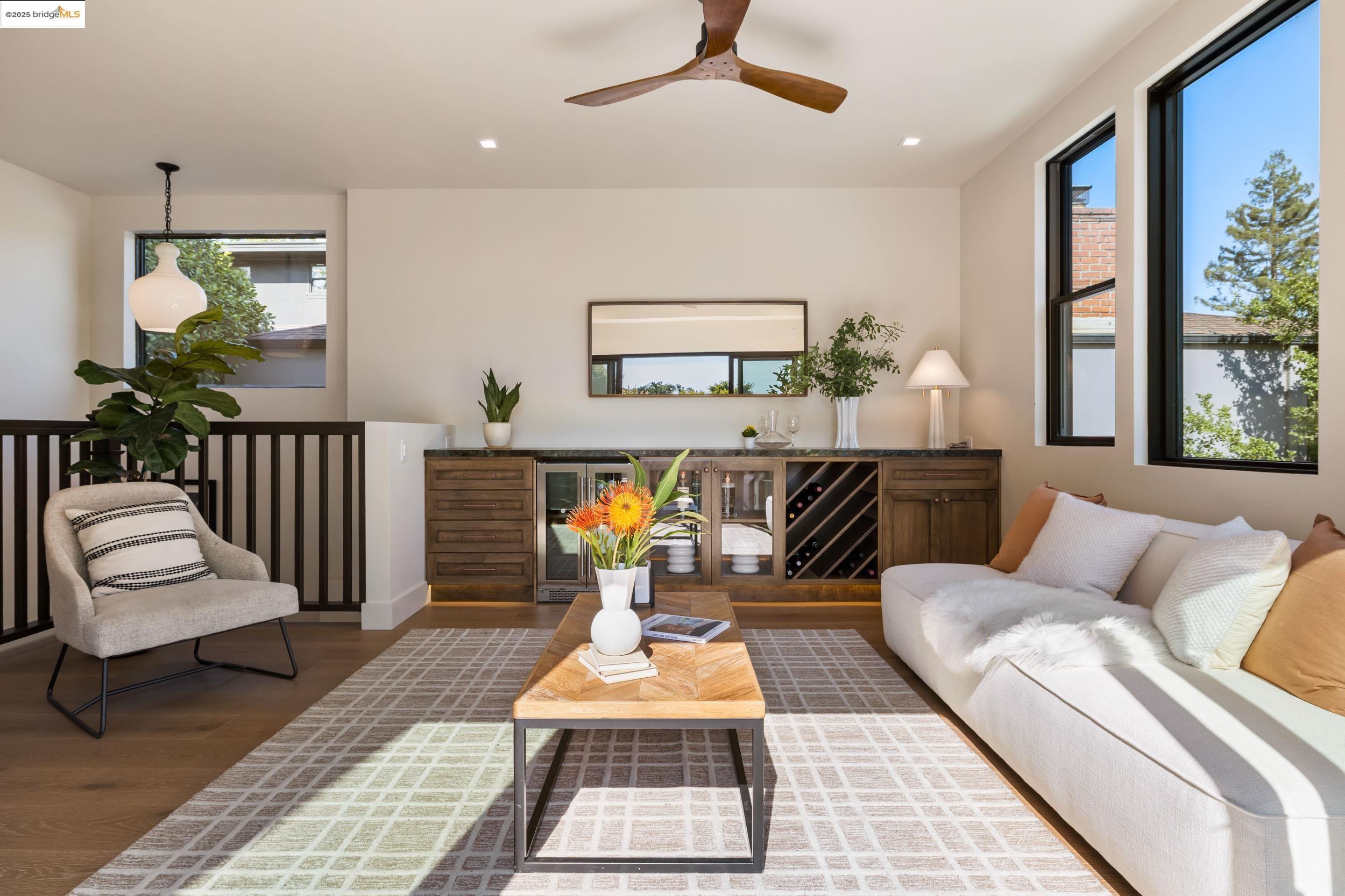 Detail Gallery Image 23 of 60 For 2026 Oakland Avenue, Piedmont,  CA 94611 - 5 Beds | 4 Baths