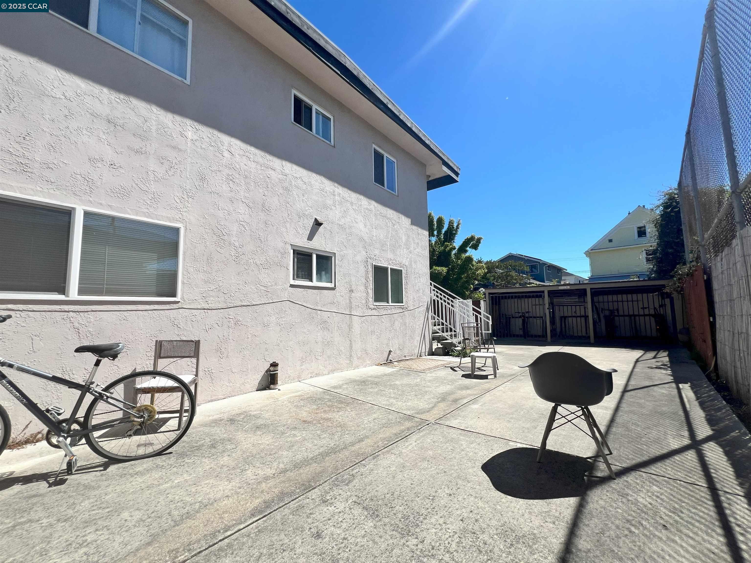 Detail Gallery Image 17 of 19 For 2134 Mcgee Ave #E,  Berkeley,  CA 94703 - 1 Beds | 1 Baths