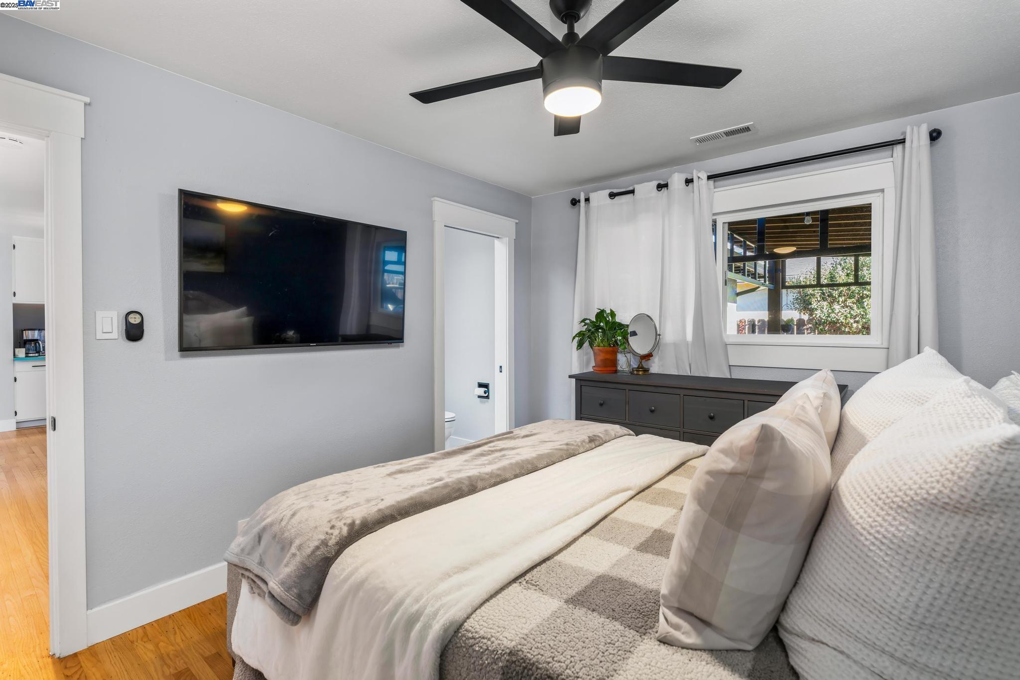 Detail Gallery Image 19 of 48 For 2969 Cabrillo Ave, Livermore,  CA 94550 - 3 Beds | 2 Baths