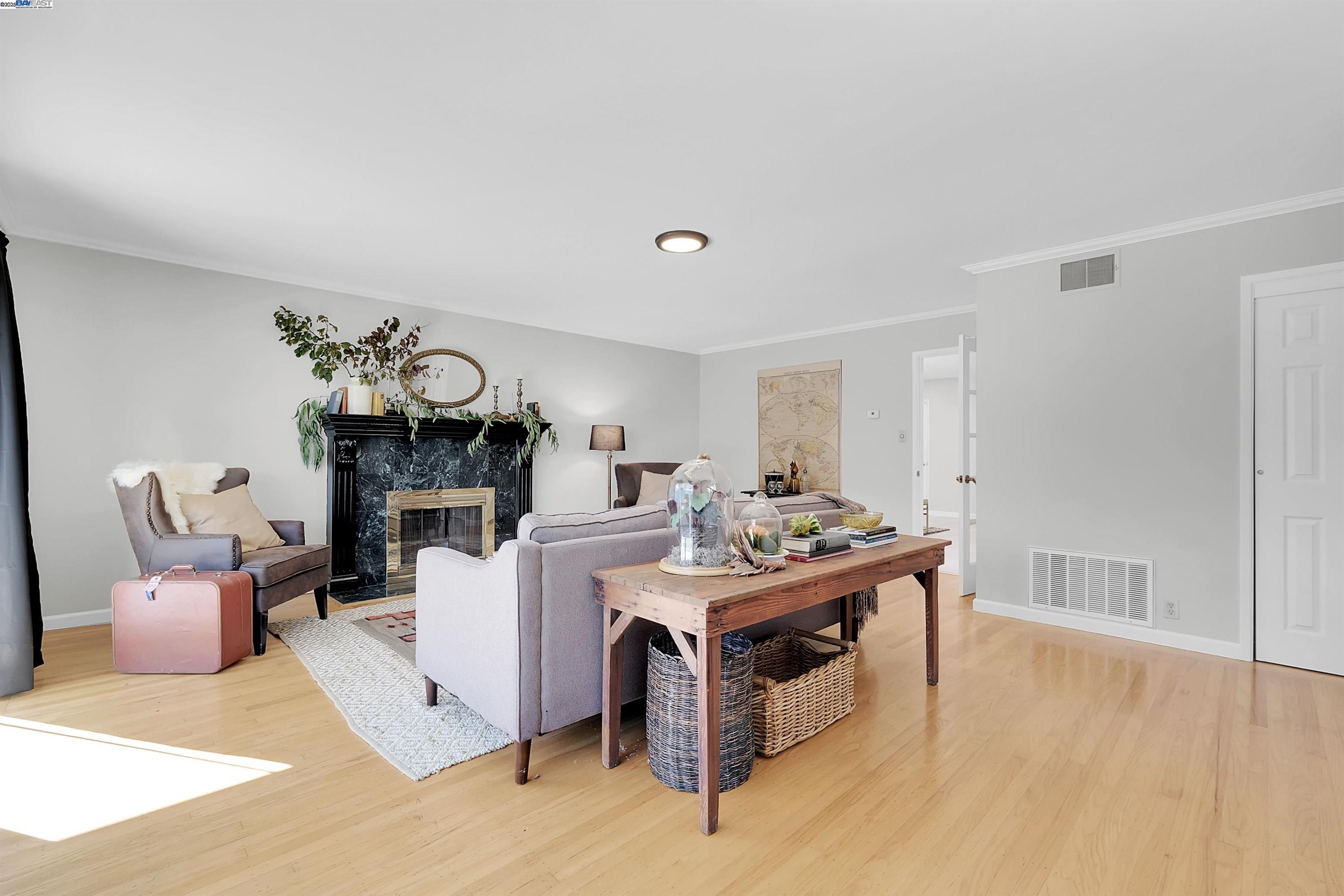 Detail Gallery Image 10 of 35 For 1786 via Chorro, San Lorenzo,  CA 94580 - 3 Beds | 2 Baths