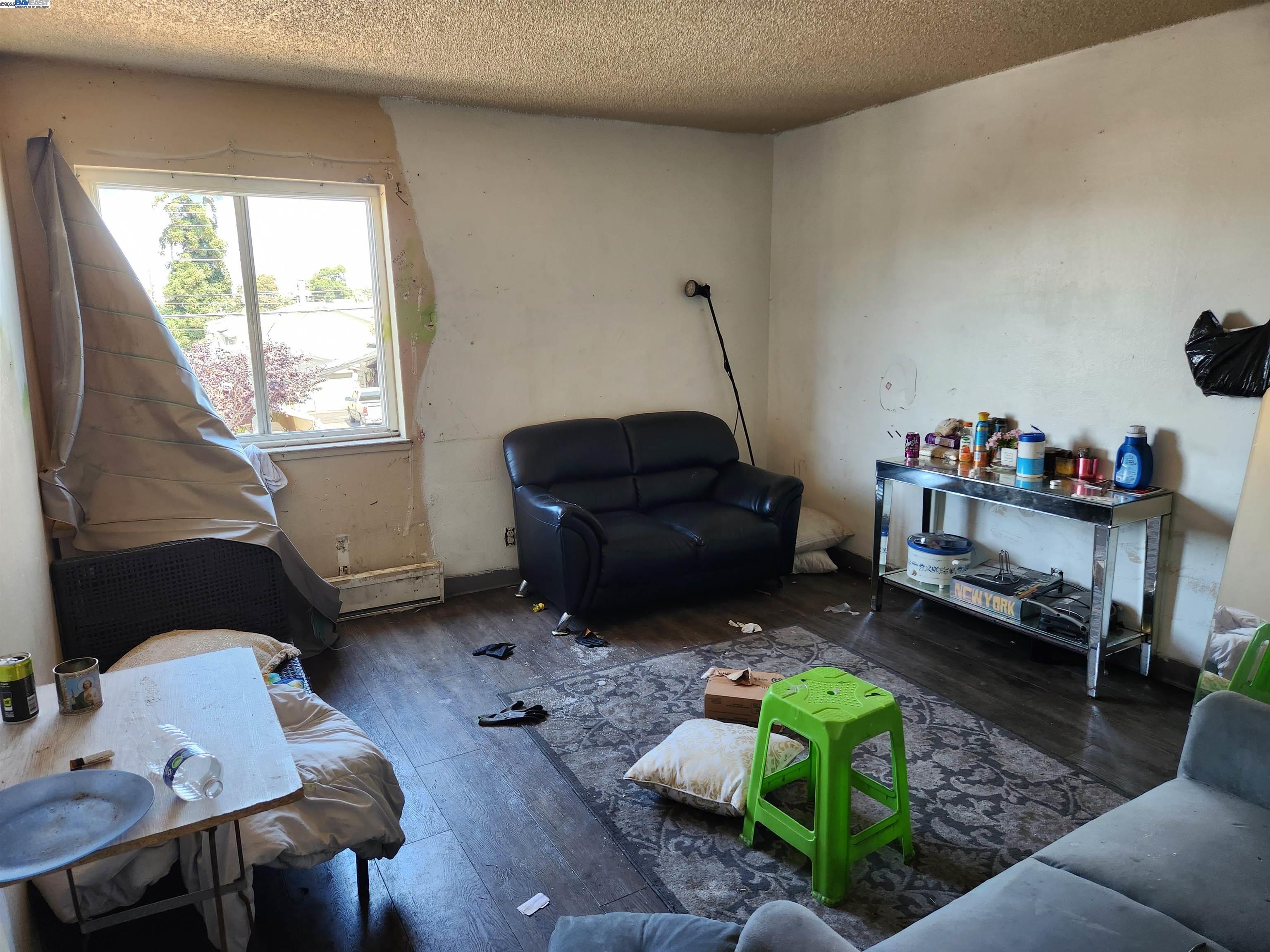 Detail Gallery Image 9 of 13 For 1226 73rd Ave, Oakland,  CA 94621 - – Beds | – Baths