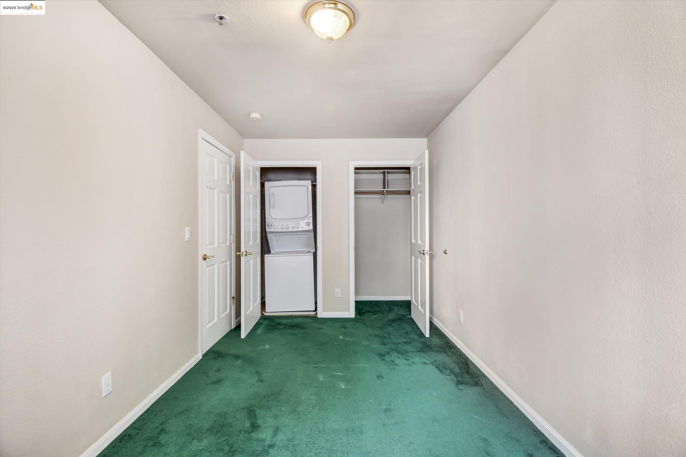 Detail Gallery Image 39 of 45 For 616 Gravatt Dr, Berkeley,  CA 94705 - 5 Beds | 4/1 Baths