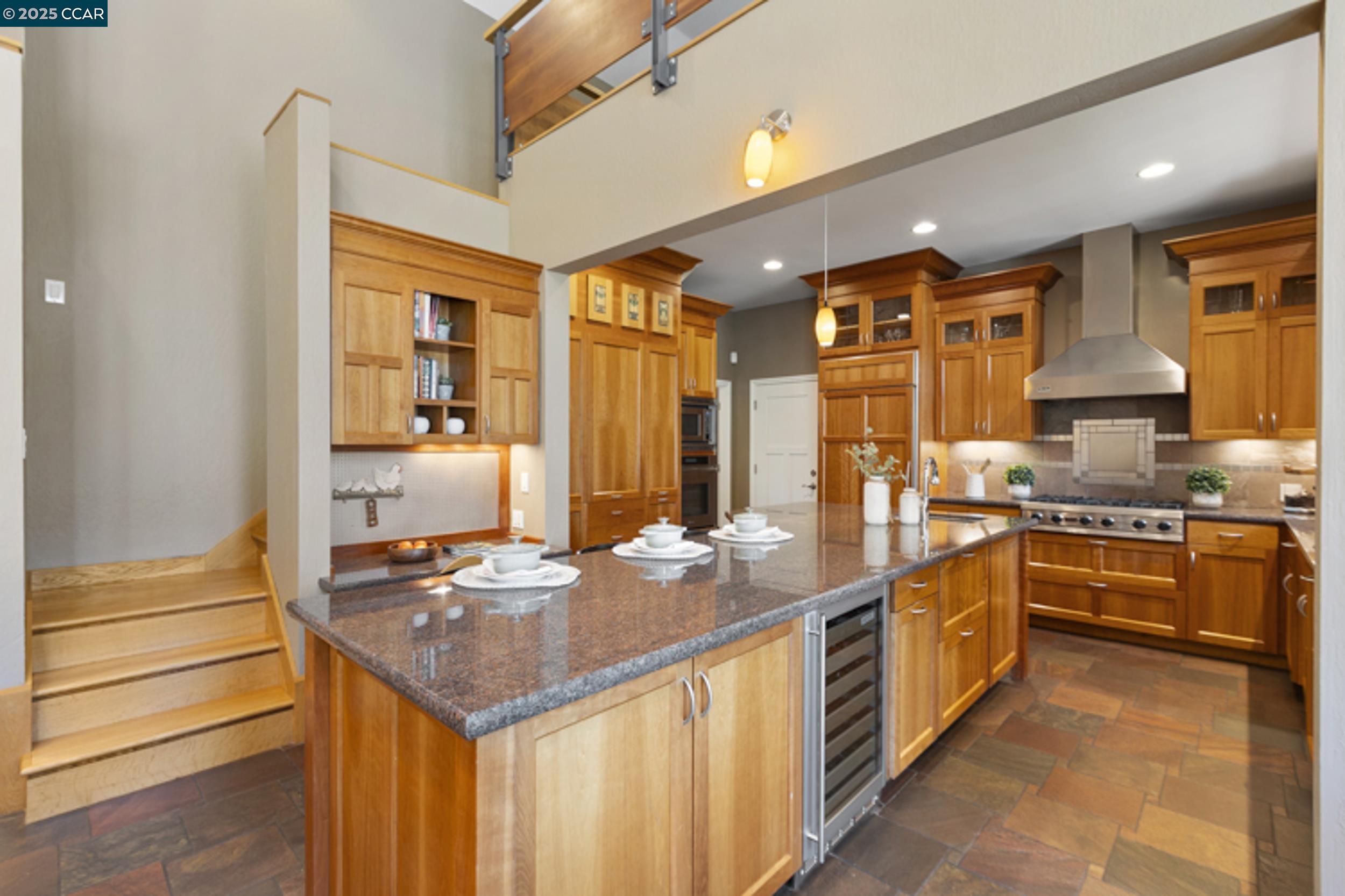 Detail Gallery Image 13 of 60 For 350 Pine Creek Rd, Walnut Creek,  CA 94598 - 4 Beds | 3 Baths